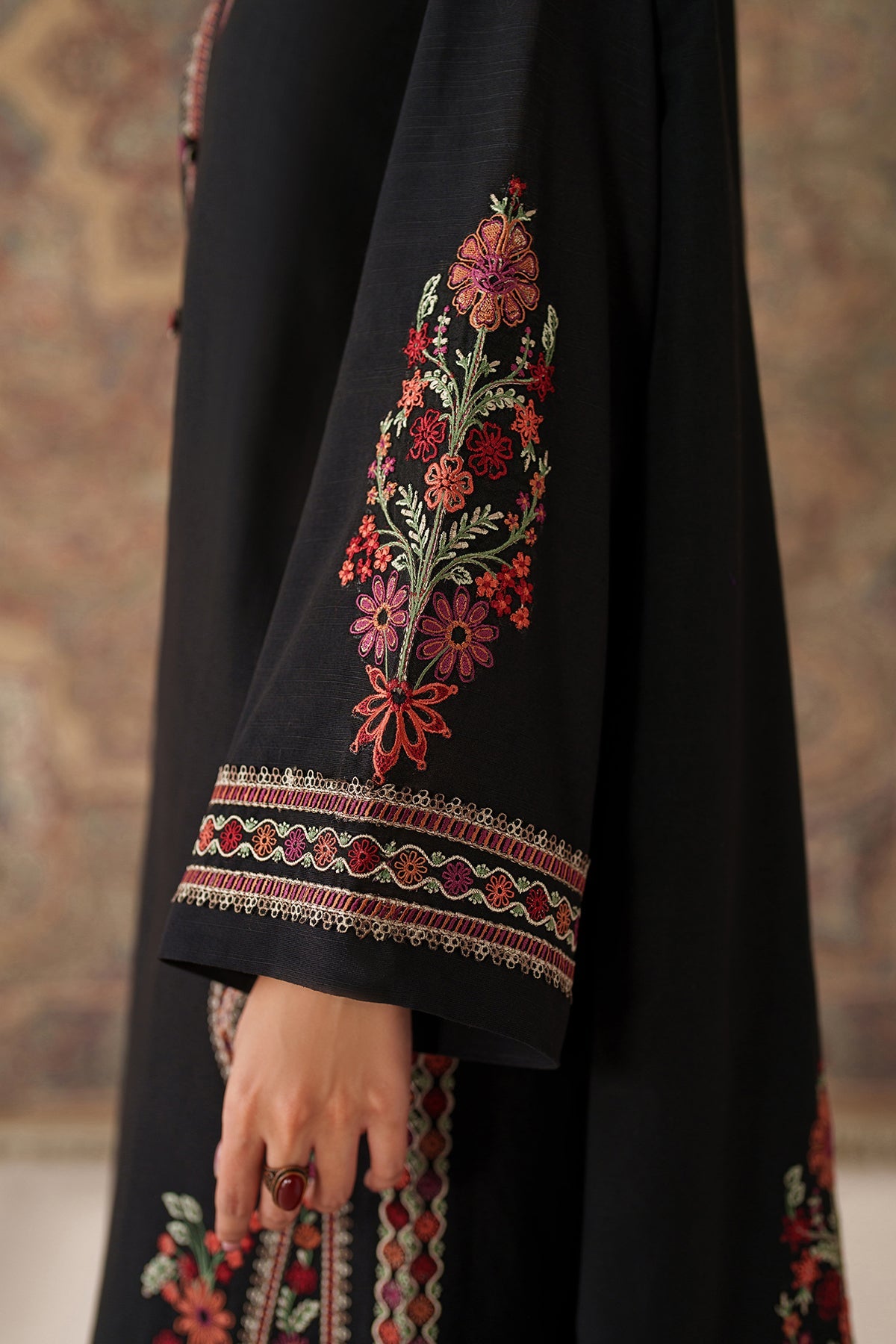 EMBROIDERED KHADDAR UF-4346