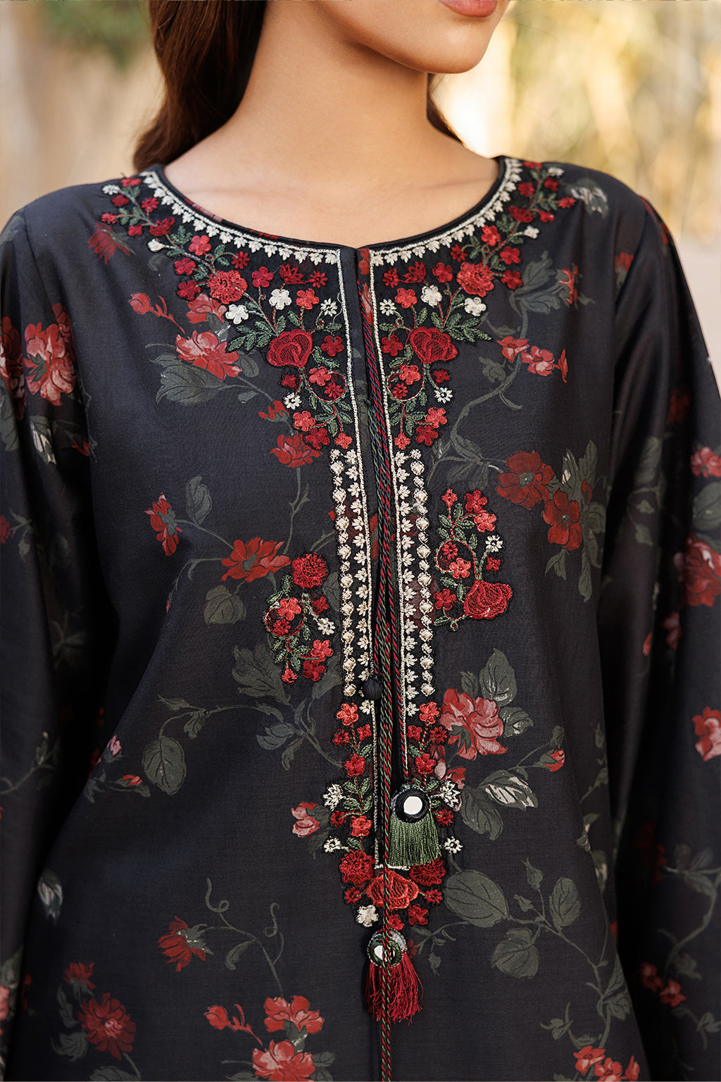 UE-662 Printed Lawn