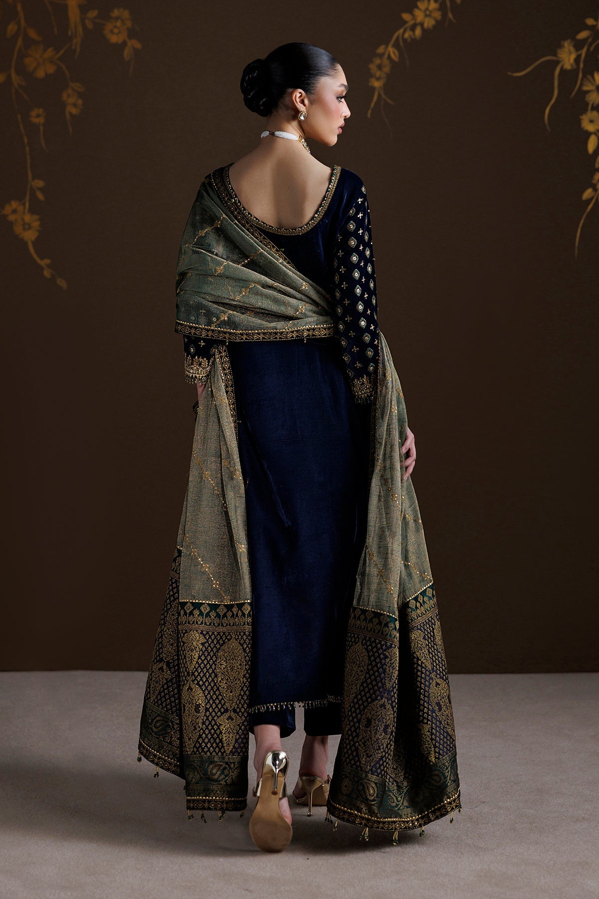 EMBROIDERED VELVET SF-4551