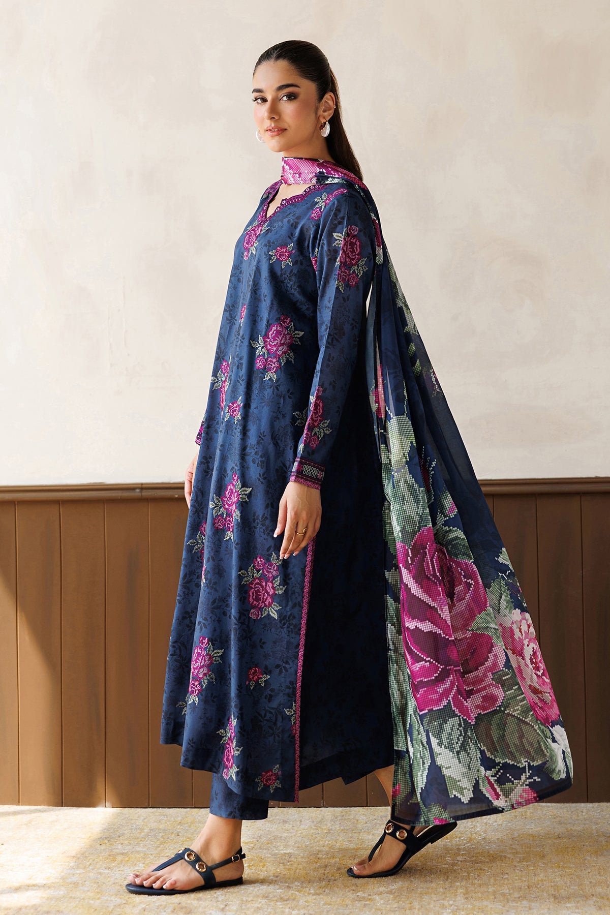 EMBROIDERED LAWN SF-4497