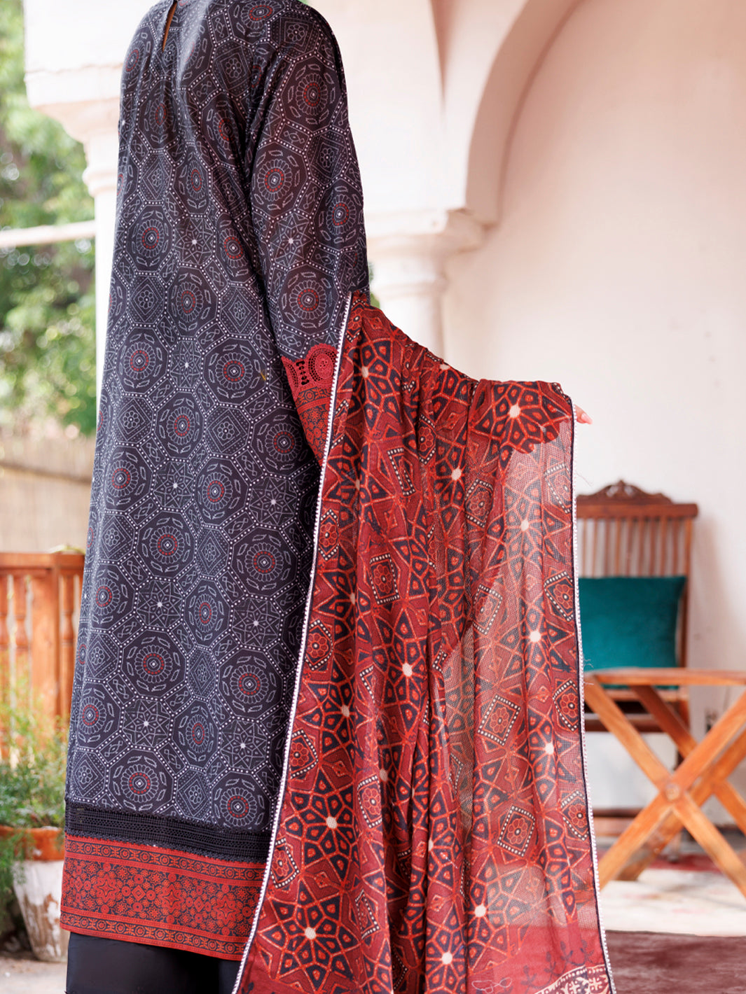 Black Cambric 3Pc Unstitched - AWP-3PS-740B