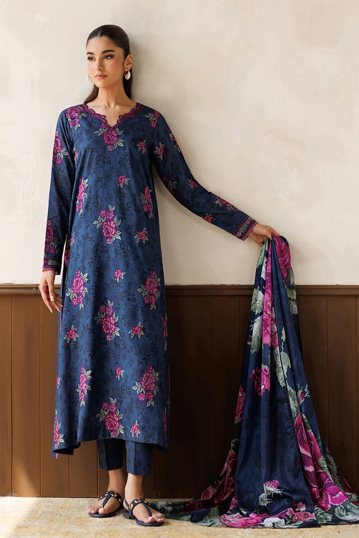 EMBROIDERED LAWN SF-4497