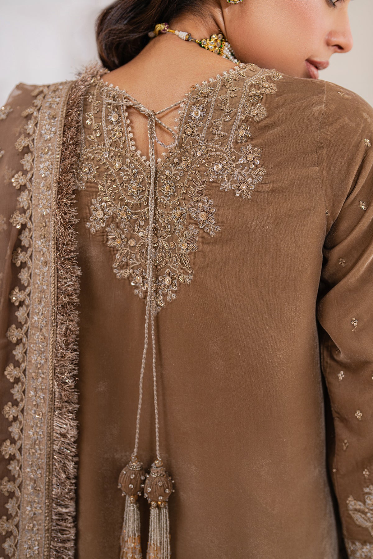 EMBROIDERED VELVET SF-754