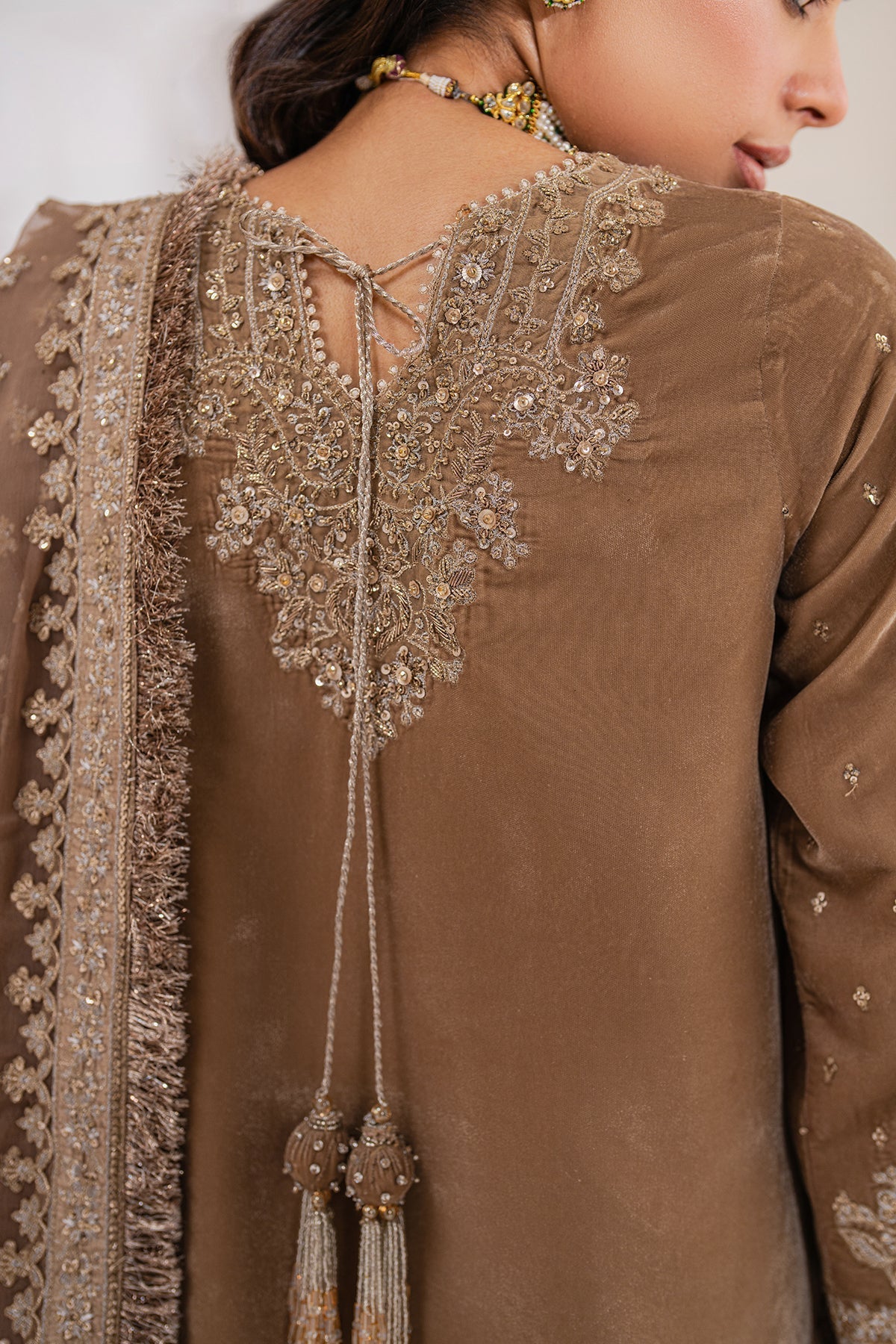 EMBROIDERED VELVET SF-754