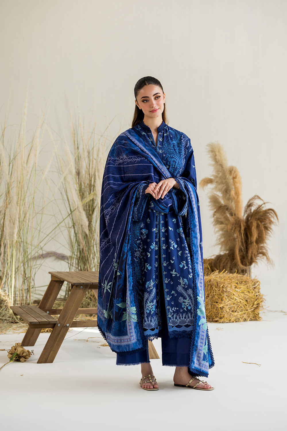 https://cdn.shopify.com/s/files/1/0380/1920/3117/files/7A-_2_89adb209-ef87-4a6e-83a5-1ac8cd487927.jpg?v=1761296446