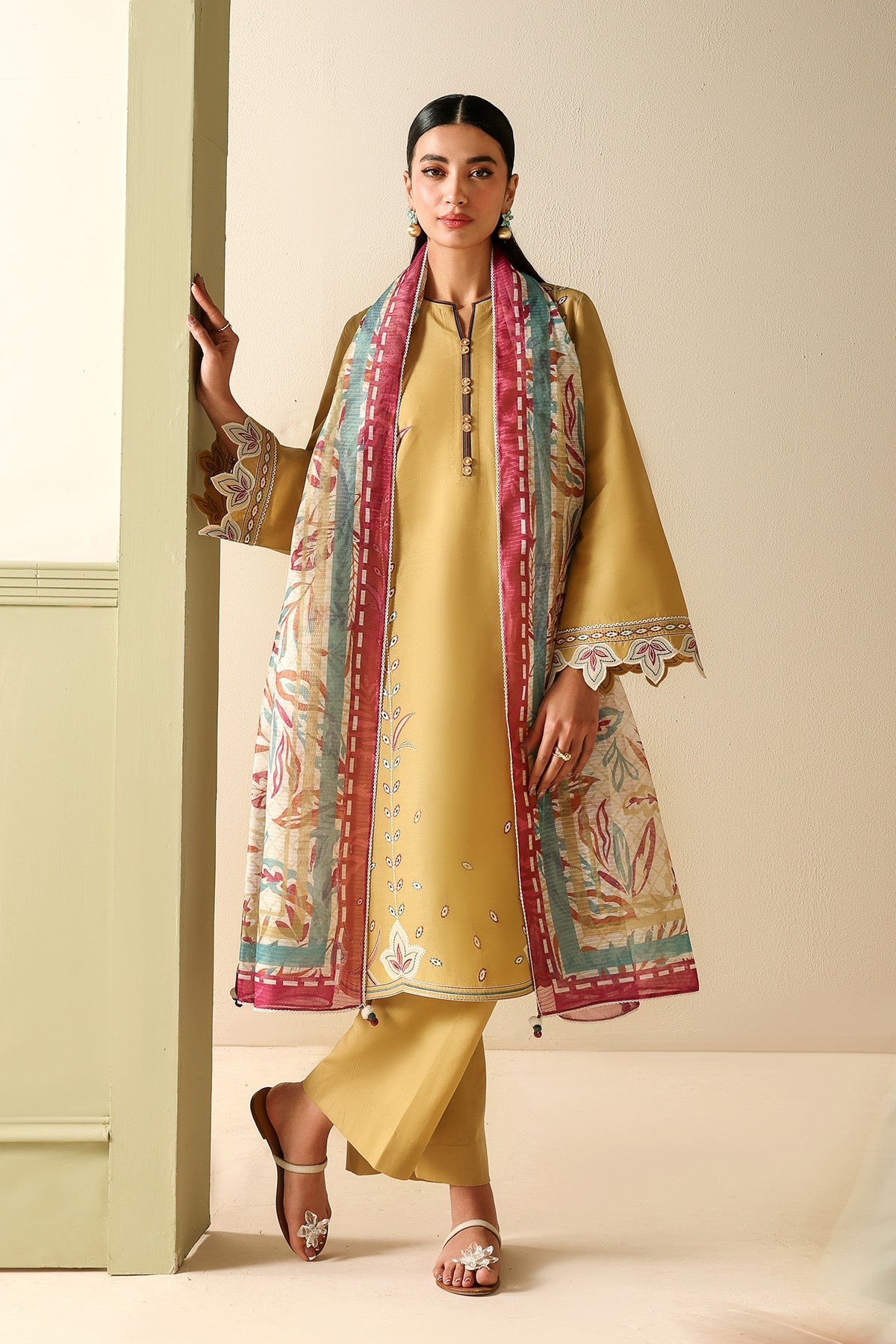 EMBROIDERED LAWN USE-9360