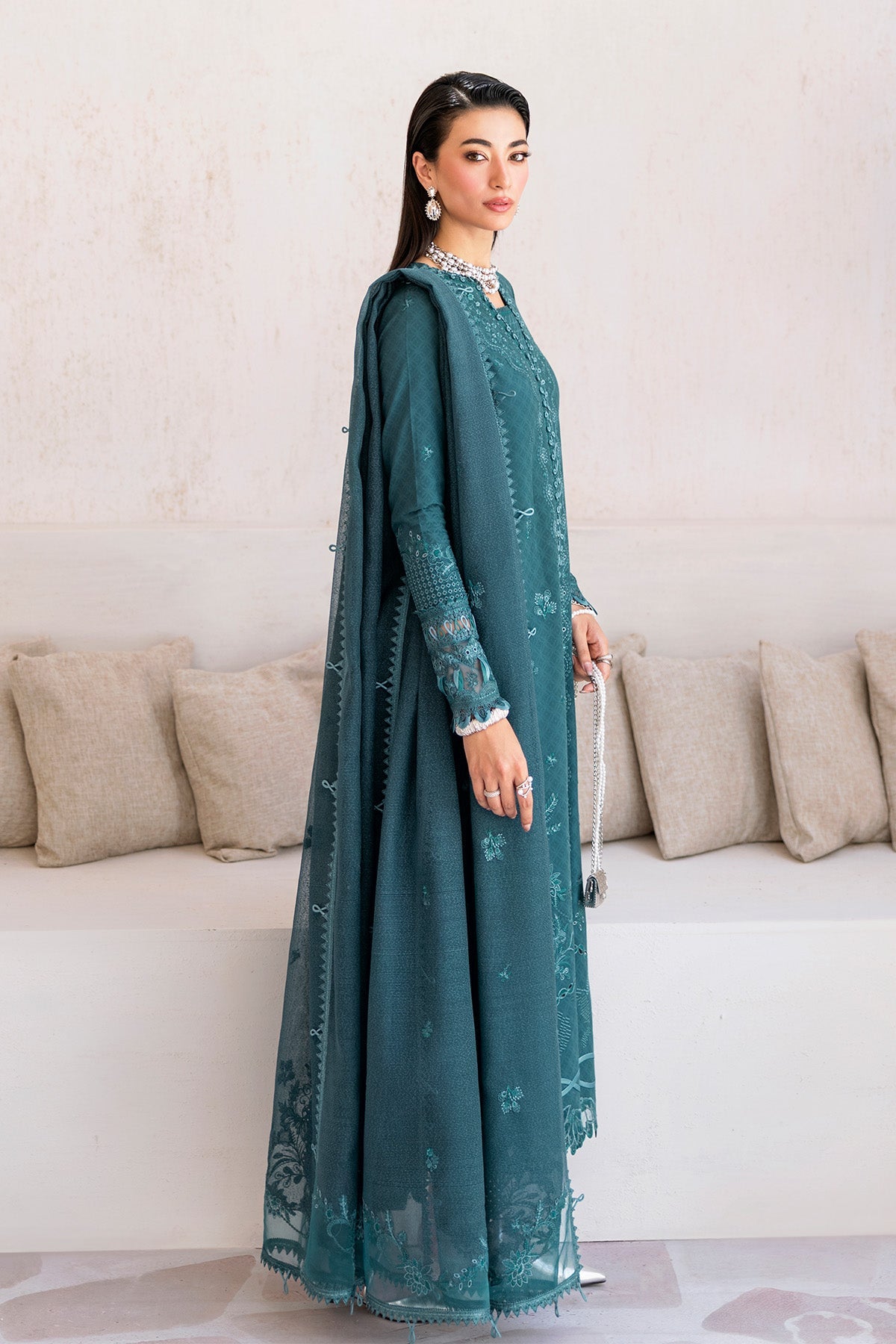 https://cdn.shopify.com/s/files/1/2044/1461/files/7I0A1227_76e506e5-899b-47f5-8abc-ee21945327fe.jpg?v=1772612478