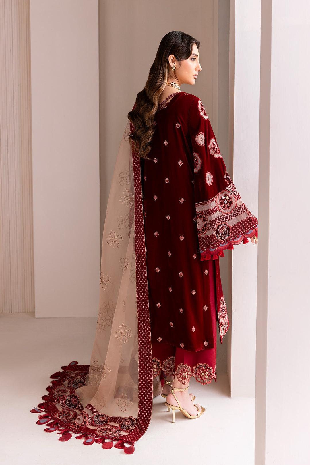 Alizeh – Velzari Style