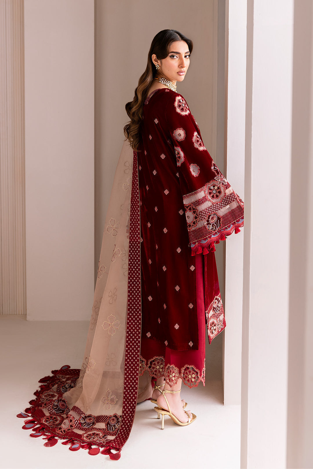Alizeh – Velzari Style