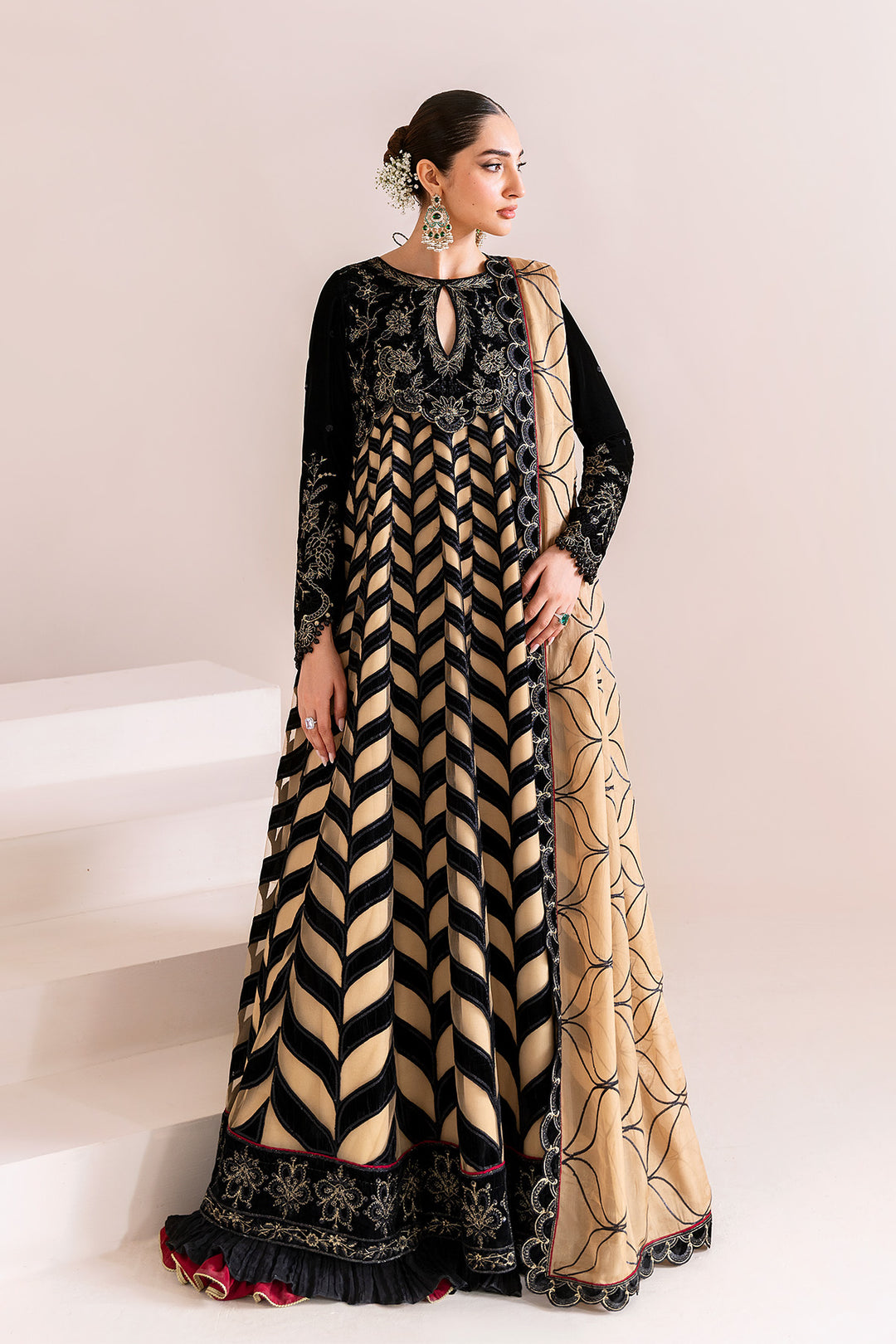 Alizeh – Noor Jahan Style