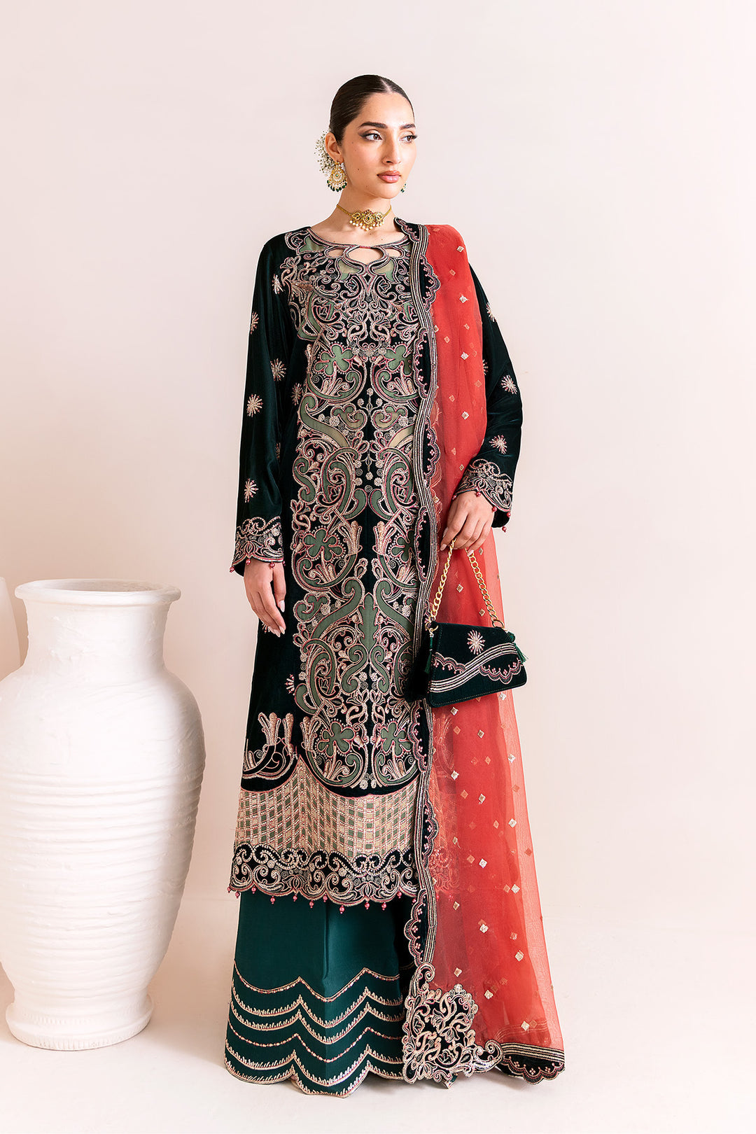 Alizeh – Kiswa Style