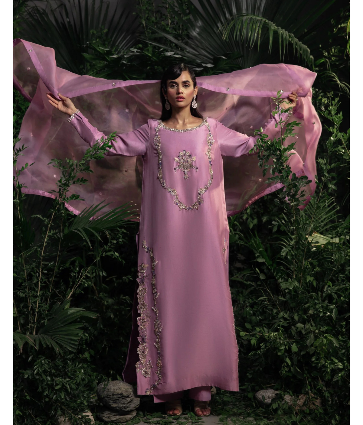 LUNA- Luxury Pret'24 - 8