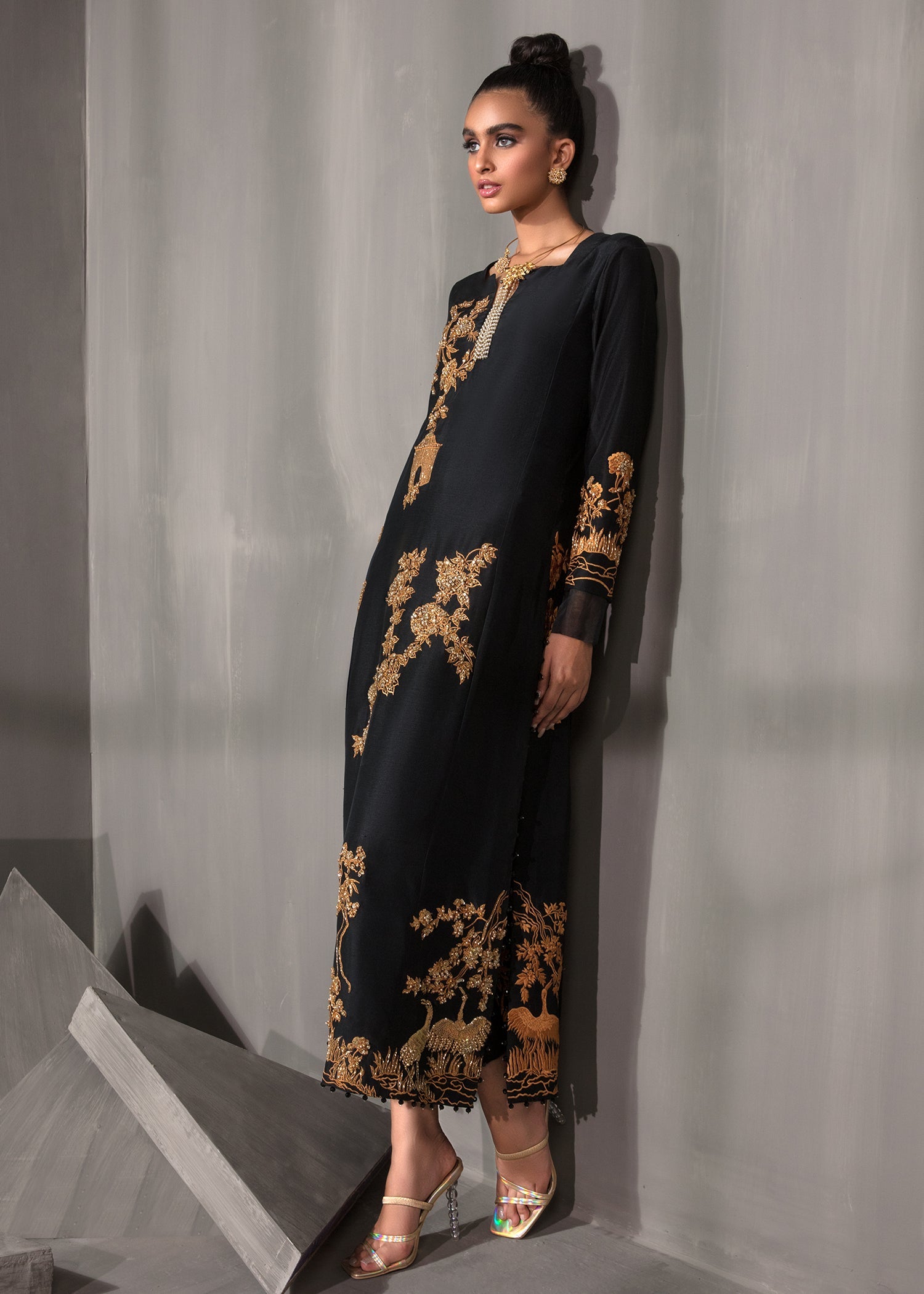 https://cdn.shopify.com/s/files/1/1625/9005/products/7_6cd46725-b19d-45f5-b937-8681c2b8c895.jpg?v=1635333445