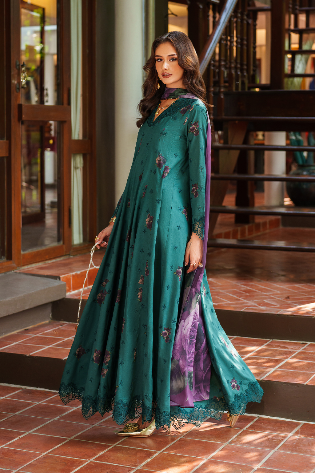 UE-524 Printed Lawn