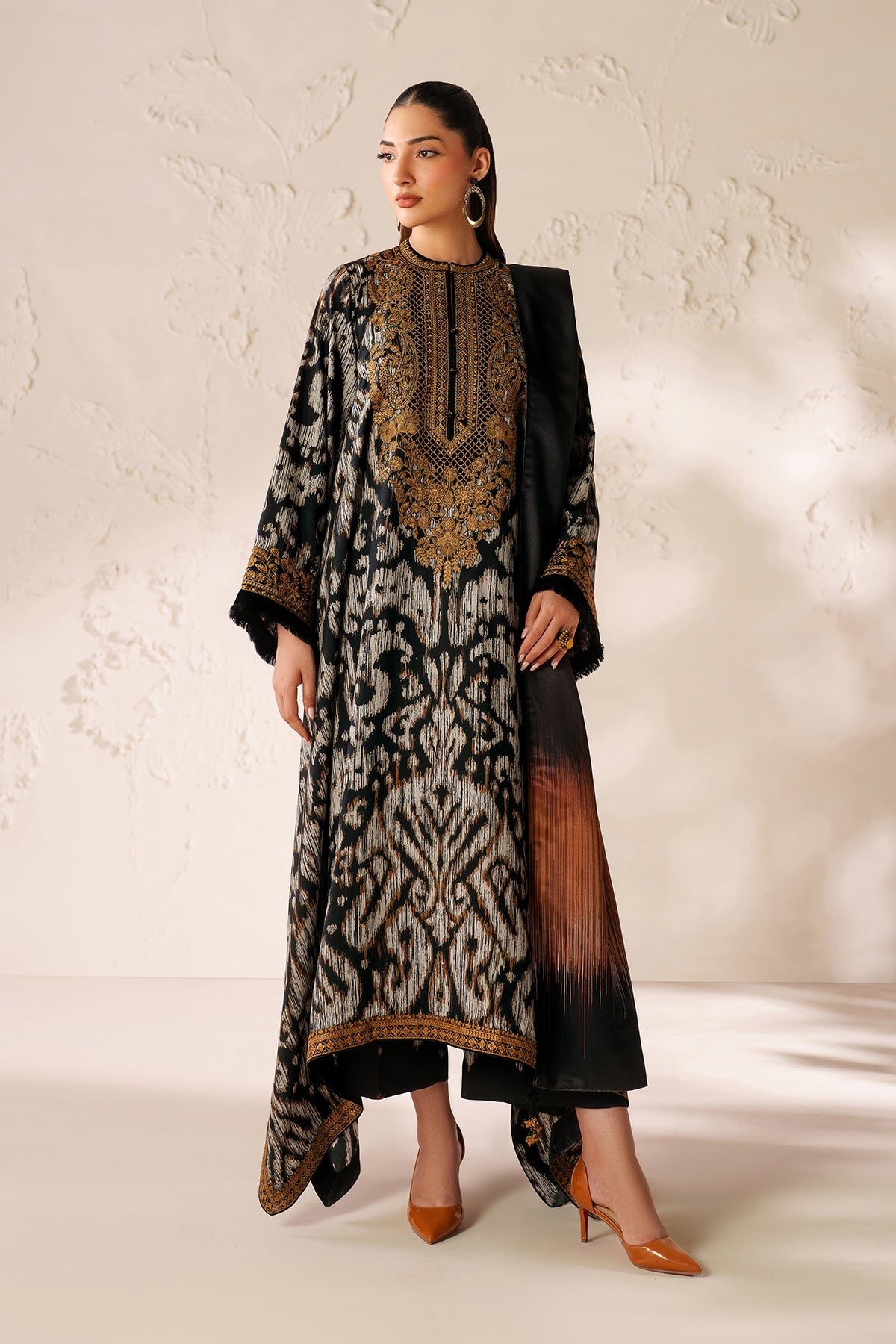 EMBROIDERED VISCOSE SILK SF-4289