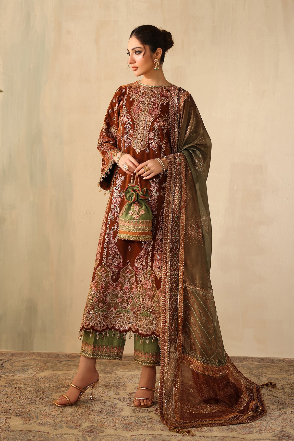 EMBROIDERED VELVET SF-4317