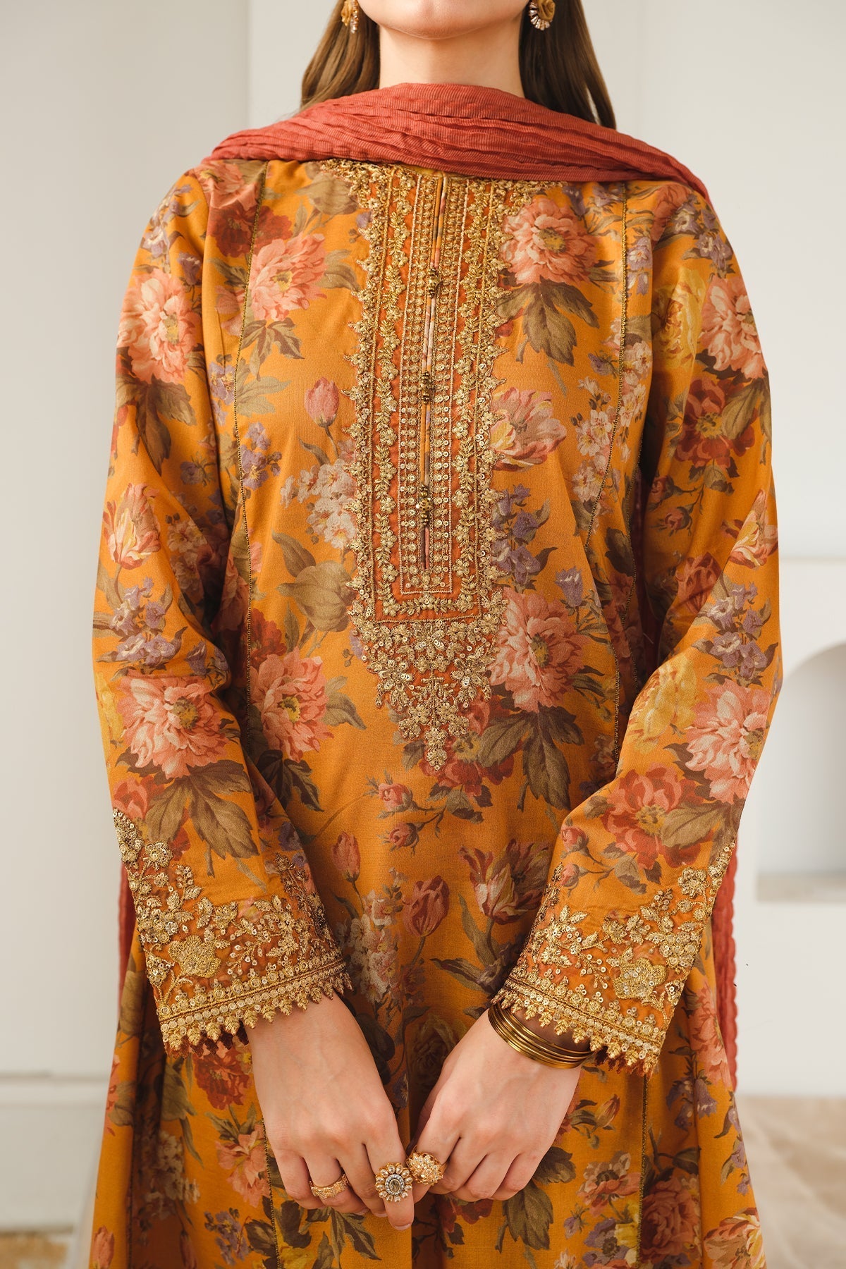 EMBROIDERED PRINTED LAWN SF-653