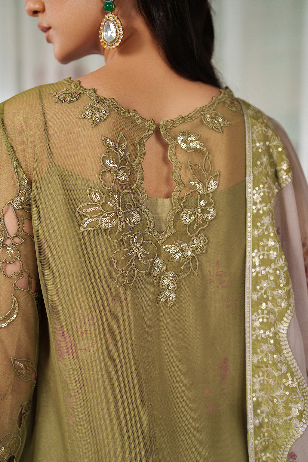 UE-543 Printed Formals