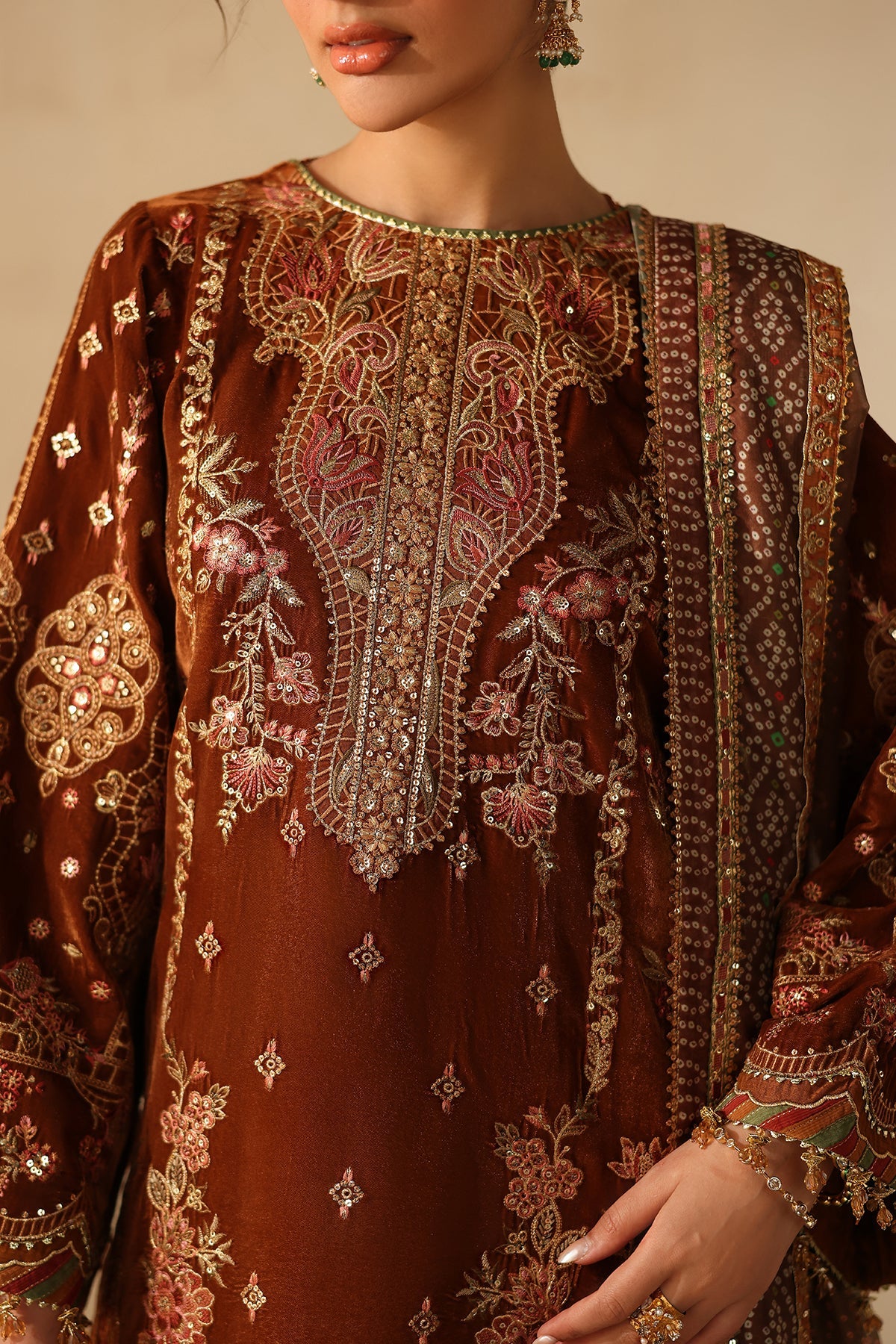 EMBROIDERED VELVET SF-4317