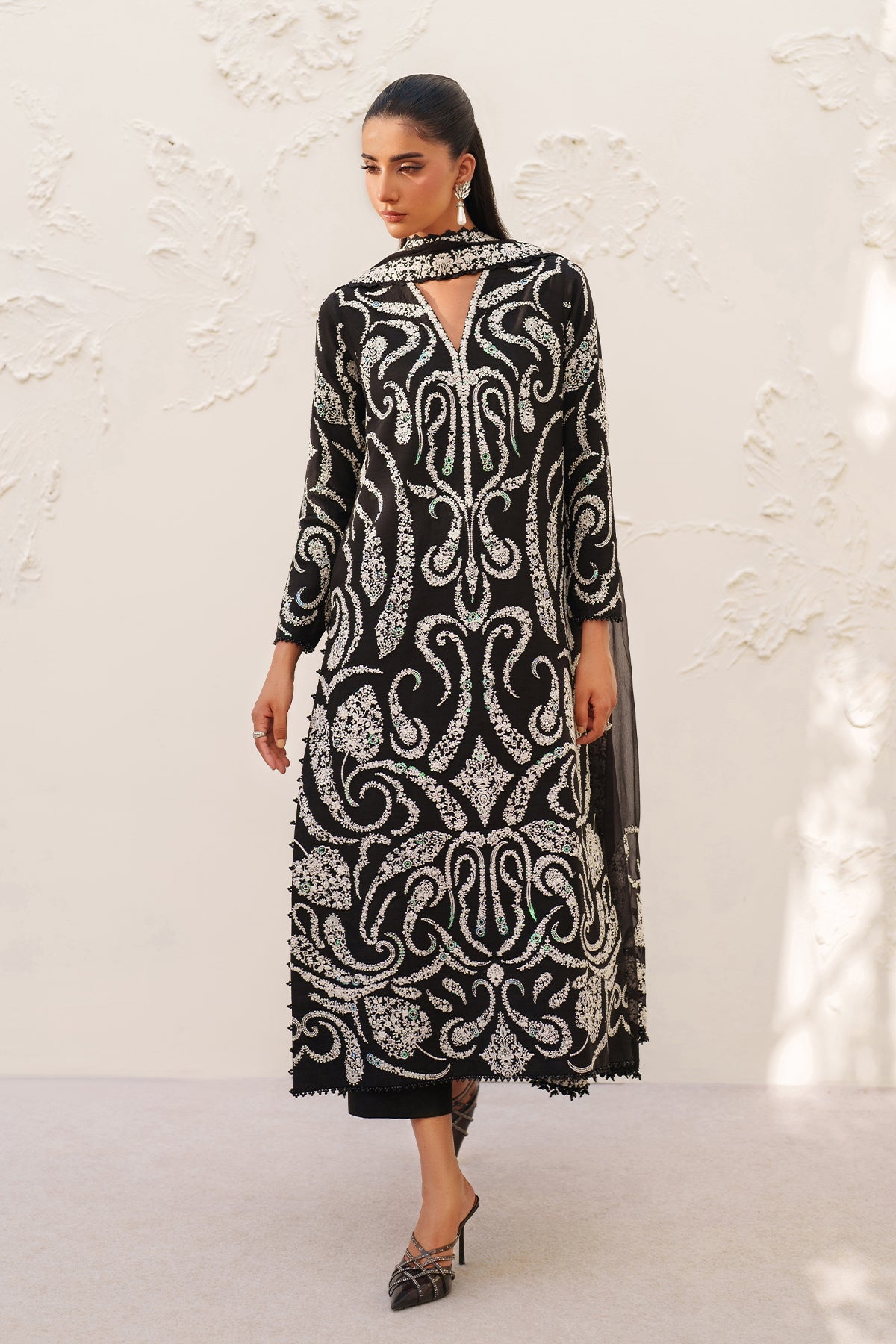 EMBROIDERED RAW SILK SF-4381