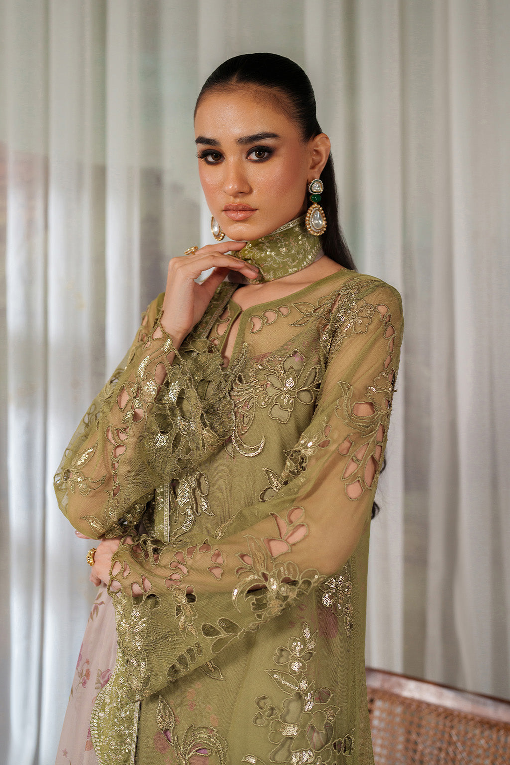 UE-543 Printed Formals