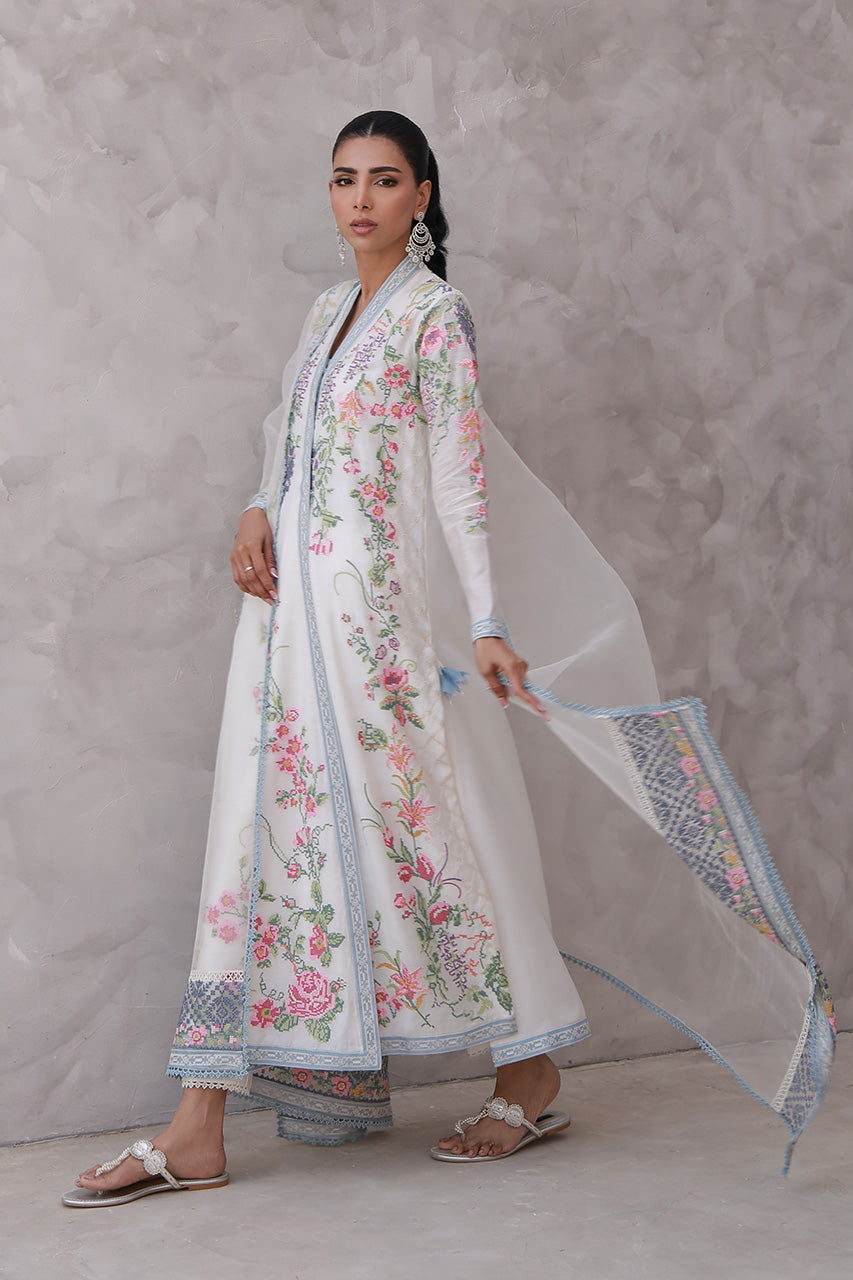 Nida Azwer