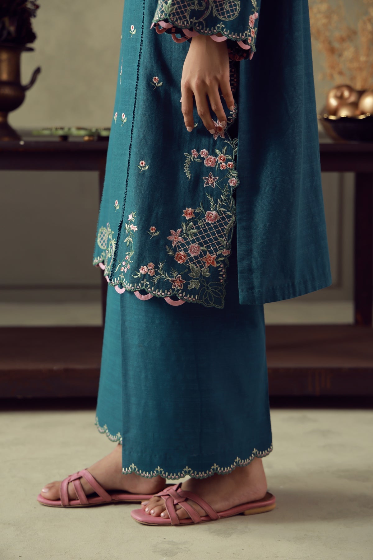 Teal Flora