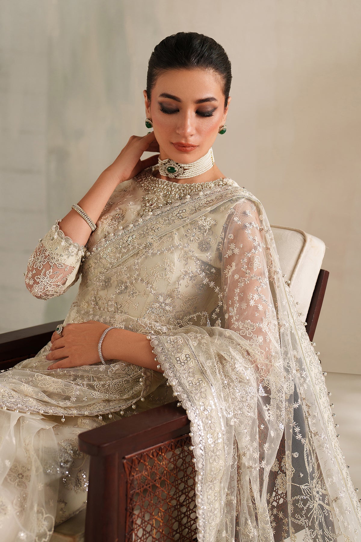 EMBROIDERED NET UF-4372