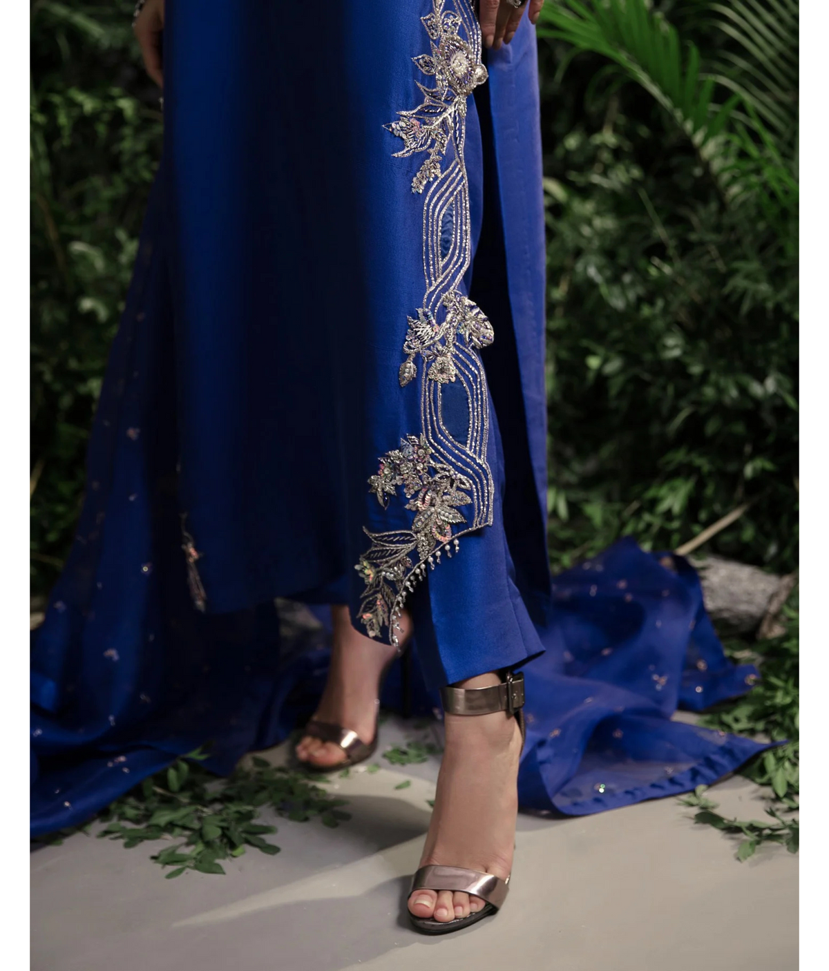 LUNA- Luxury Pret'24 - 2