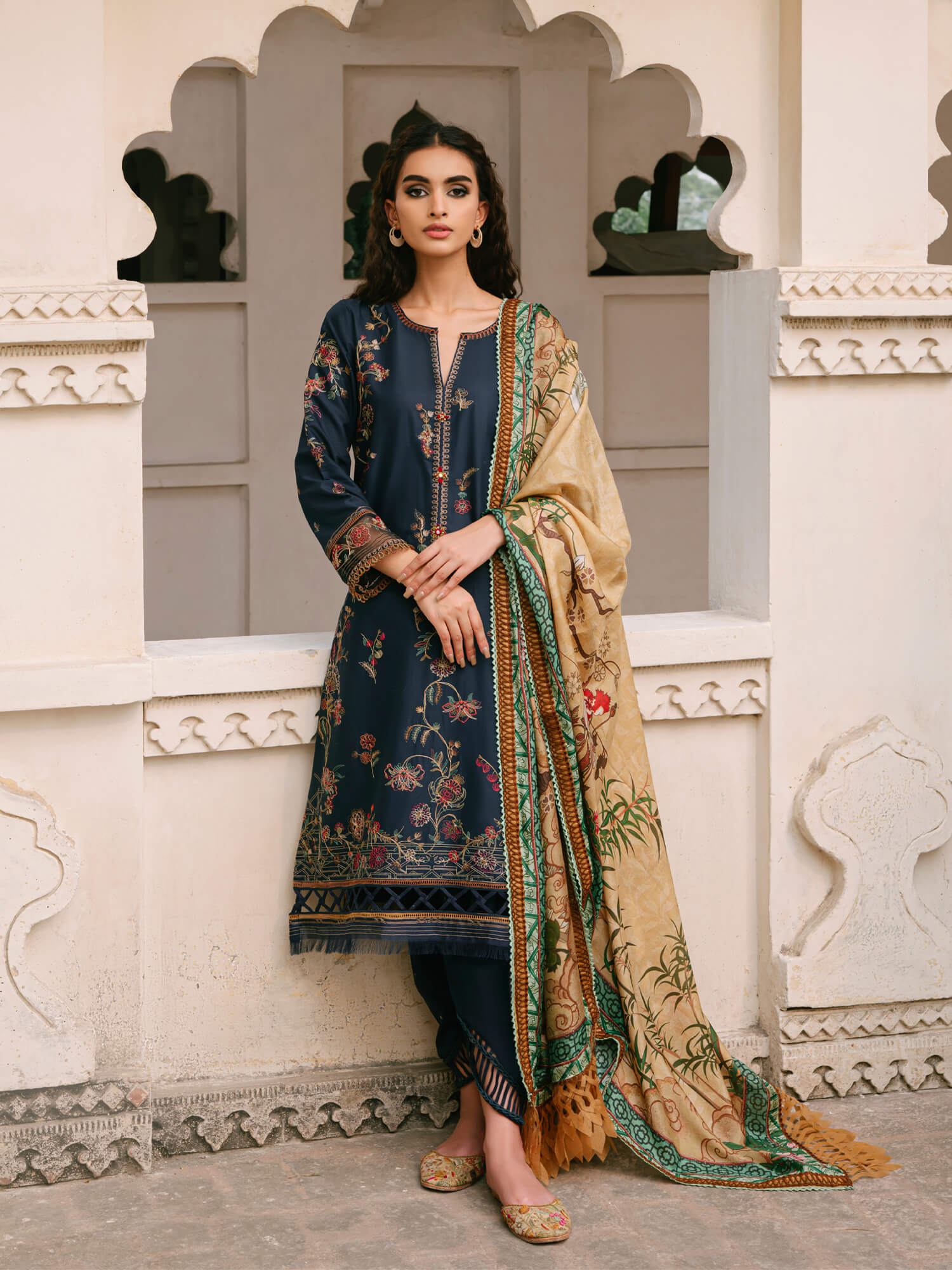https://cdn.shopify.com/s/files/1/0791/2981/files/9-B_0ba67752-f351-4676-b7db-7f551958d28a.jpg?v=1708418276