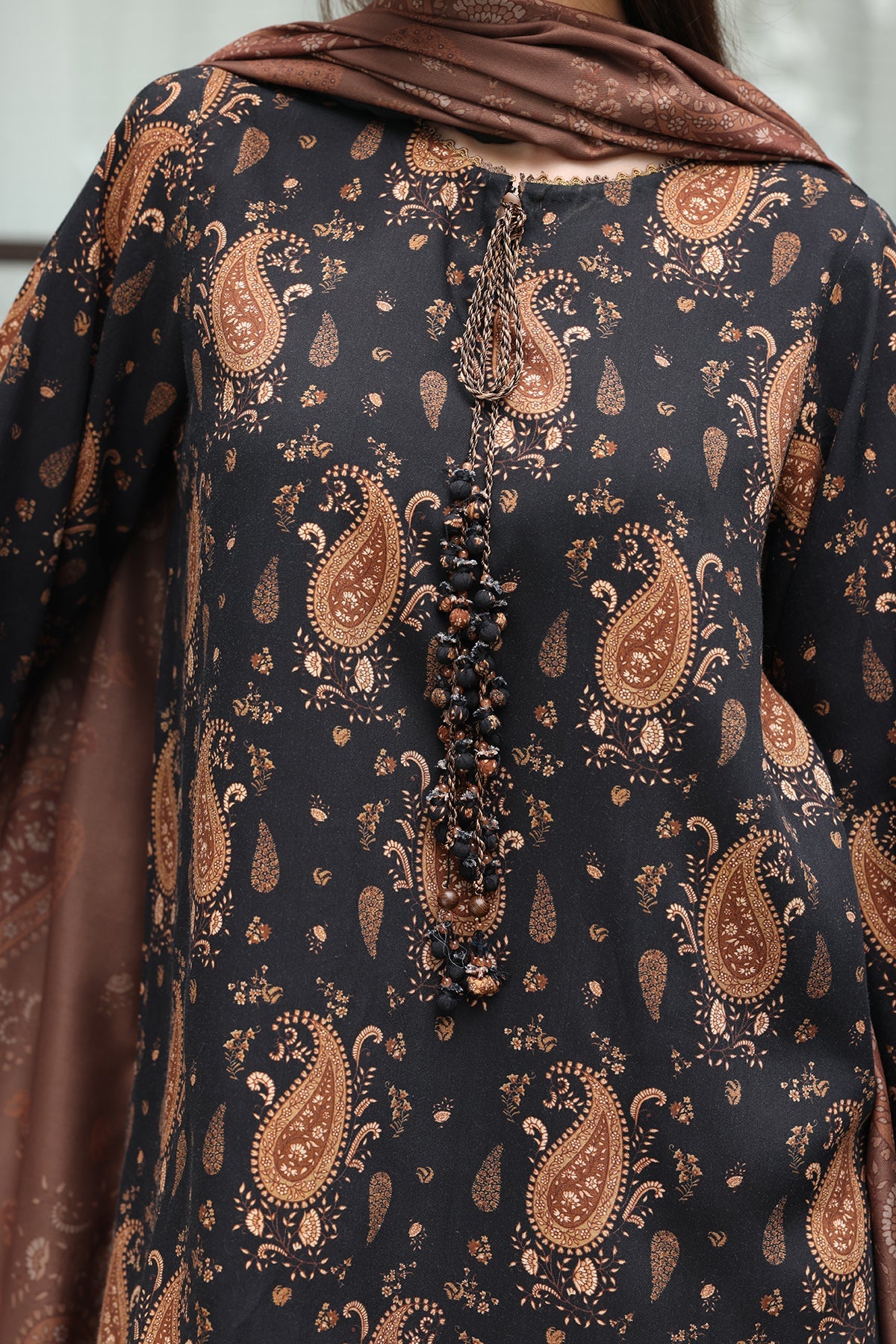 EMBROIDERED VISCOSE SILK UF-4613