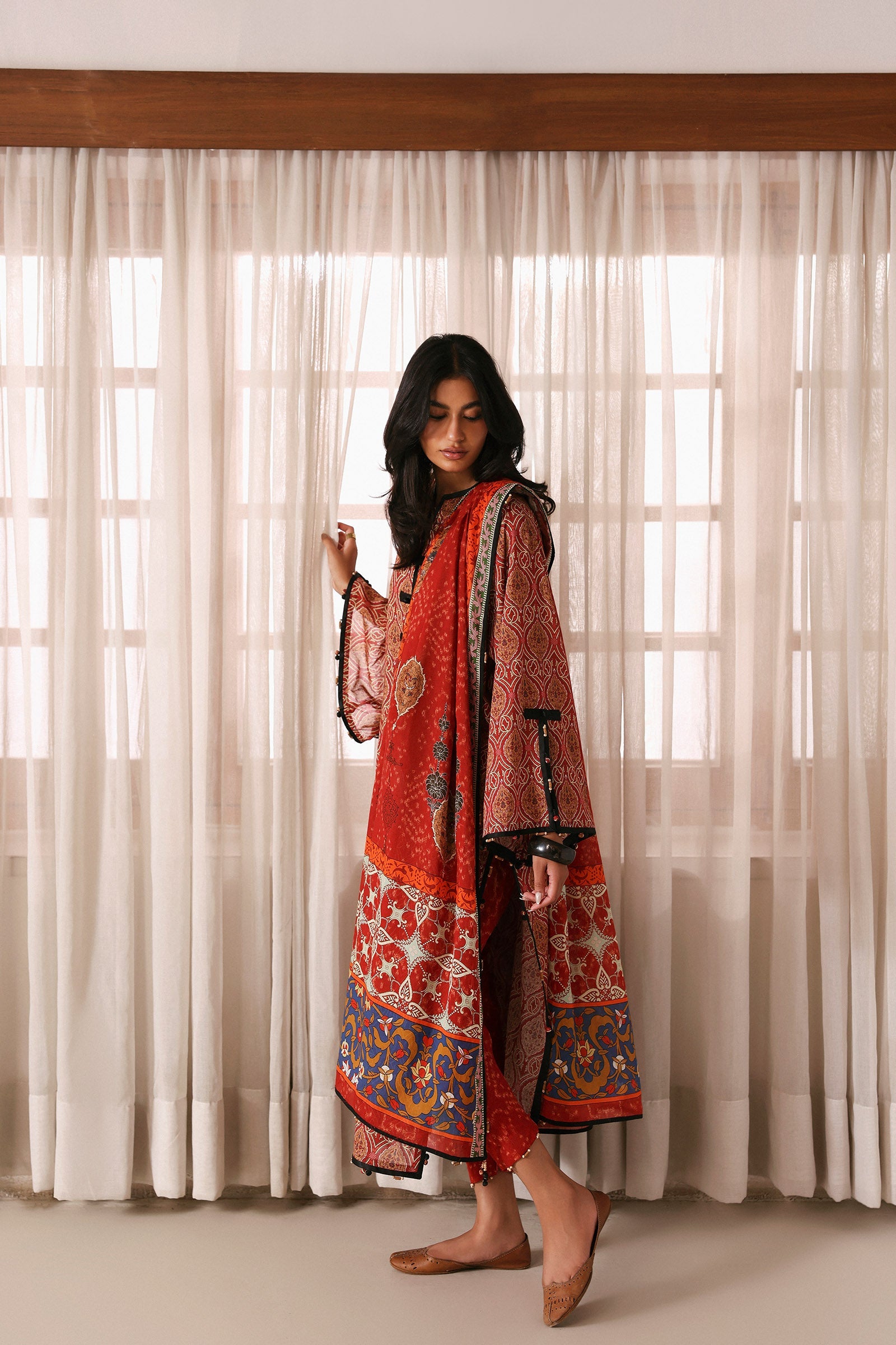 ZAREEN (APL26-10)