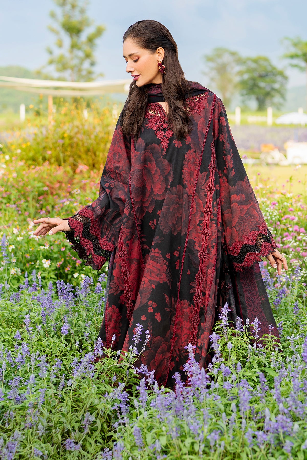 EMBROIDERED LAWN SF-4220
