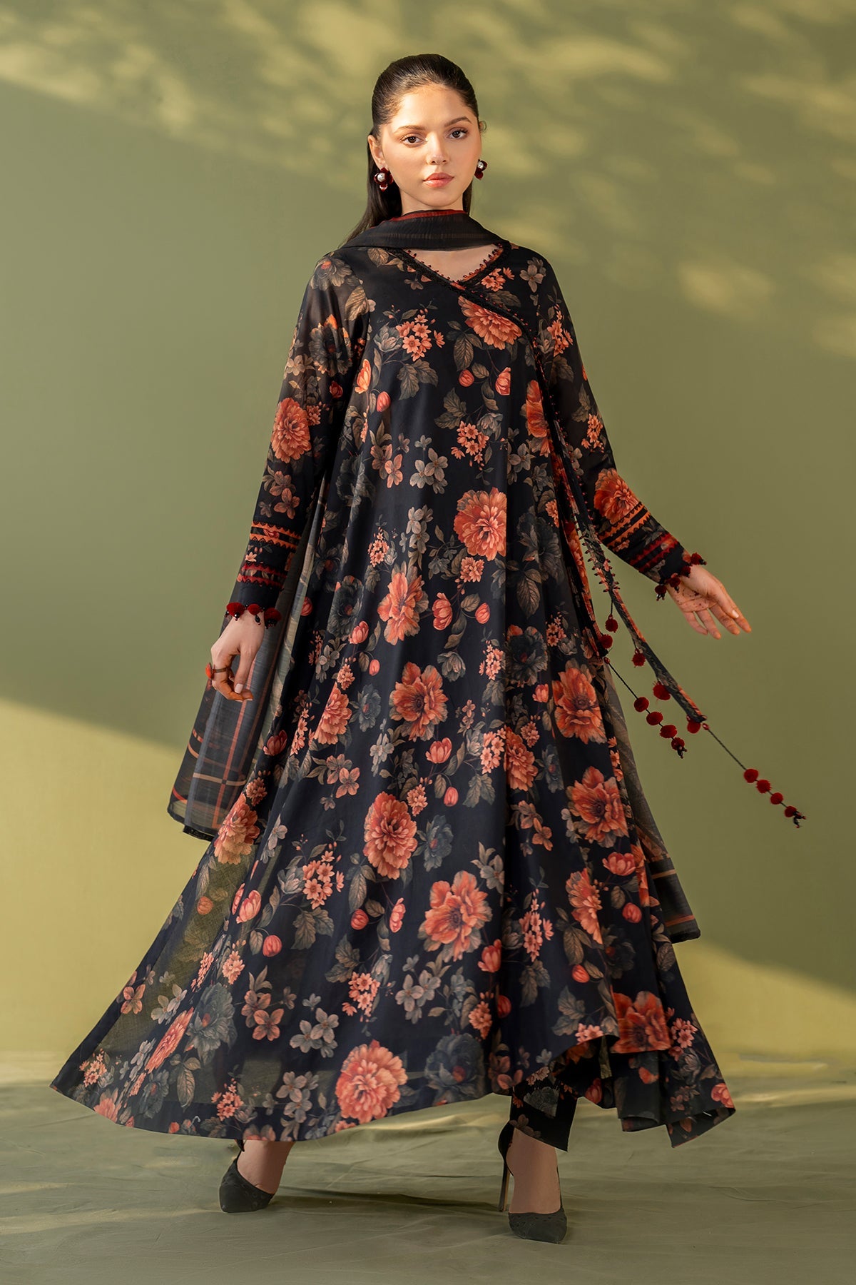 EMBROIDERED LAWN SF-4172