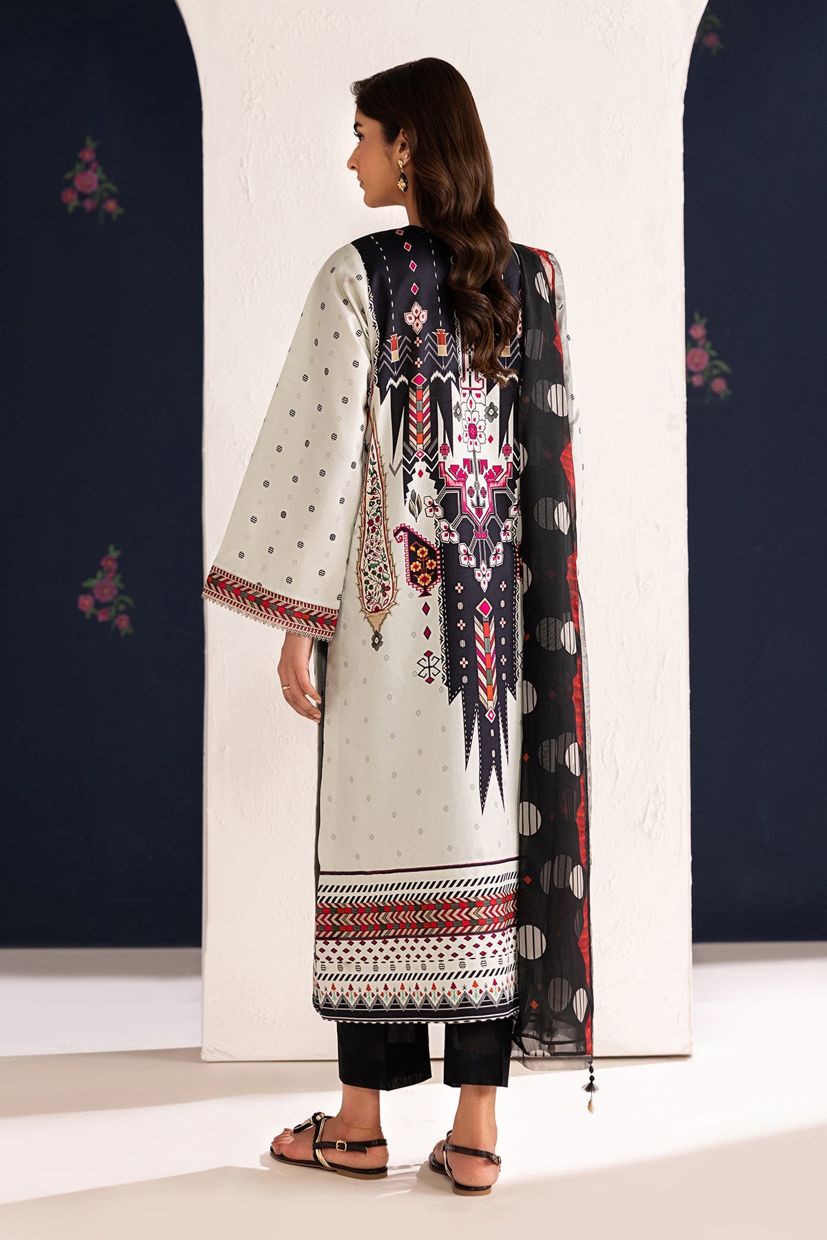 EMBROIDERED LAWN SF-4455