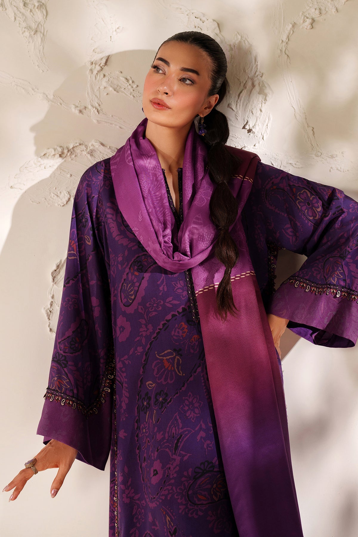 EMBROIDERED VISCOSE SILK SF-4291