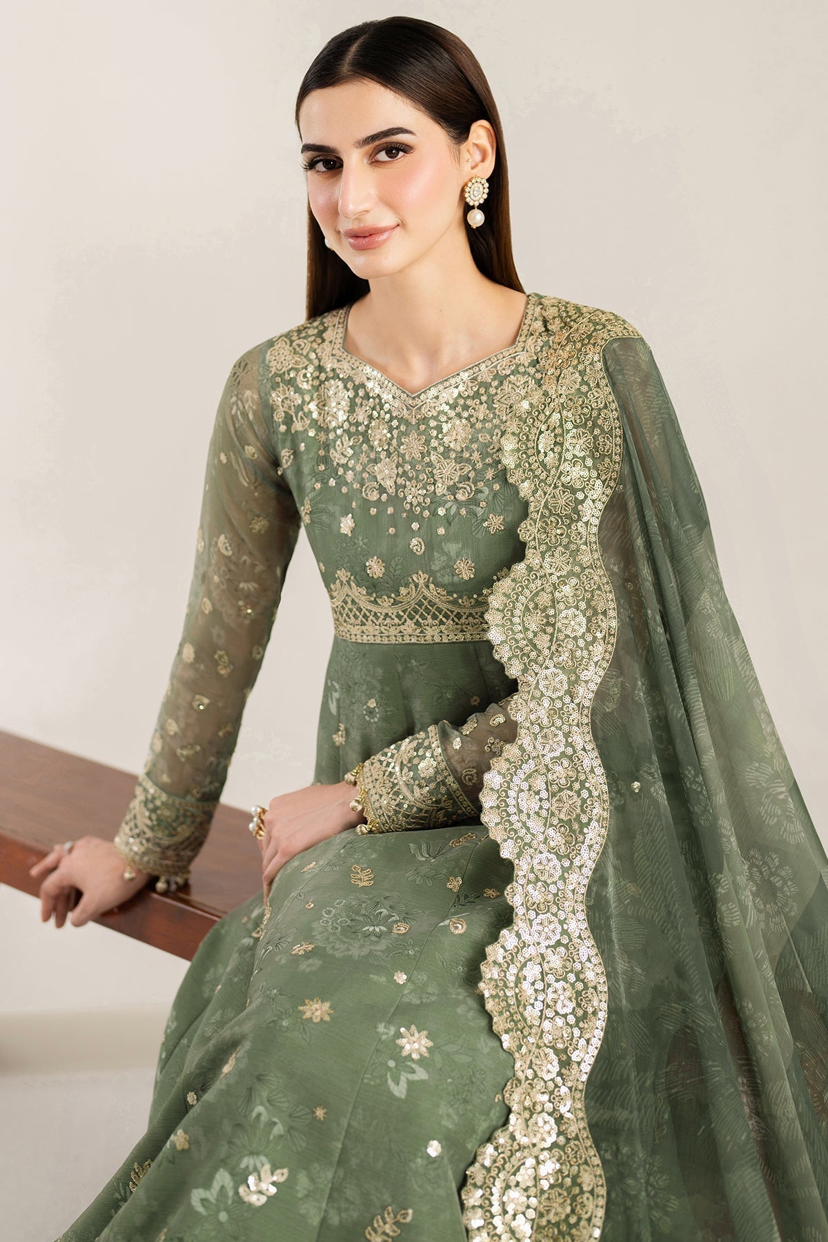 Farasha – Olive Aura Style
