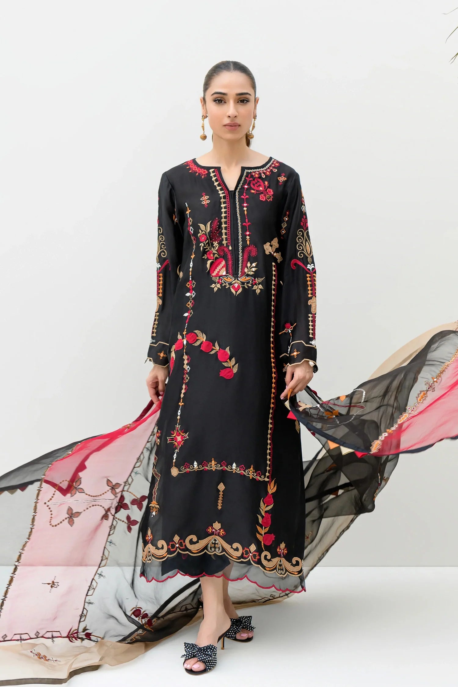 https://cdn.shopify.com/s/files/1/0645/9568/9628/files/9_d28e5de5-b357-4fd3-a39f-c4c72bca8e2c.webp?v=1777017266