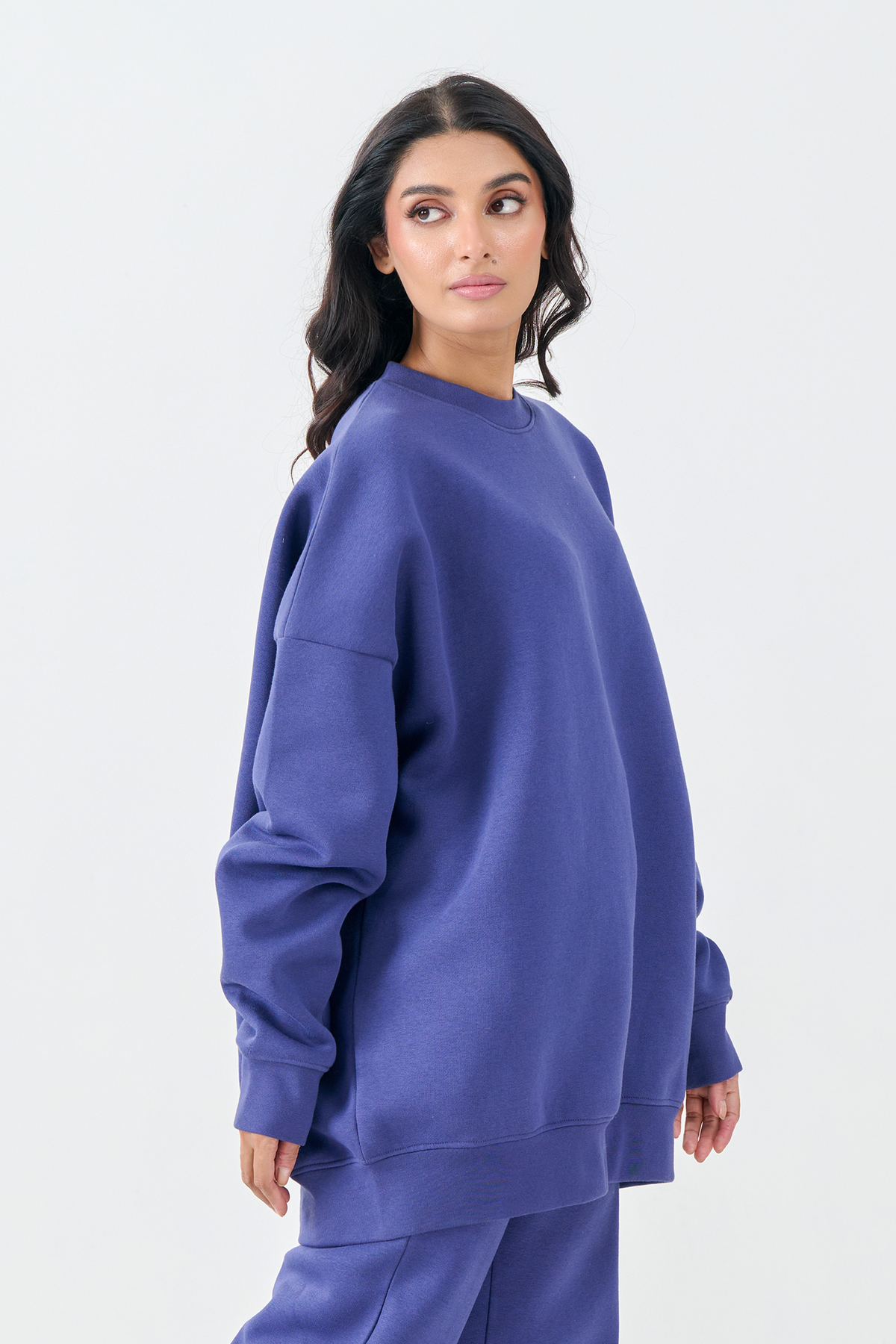 Cozy Fleece Sweatshirt with Art Patch (Deep Blue)