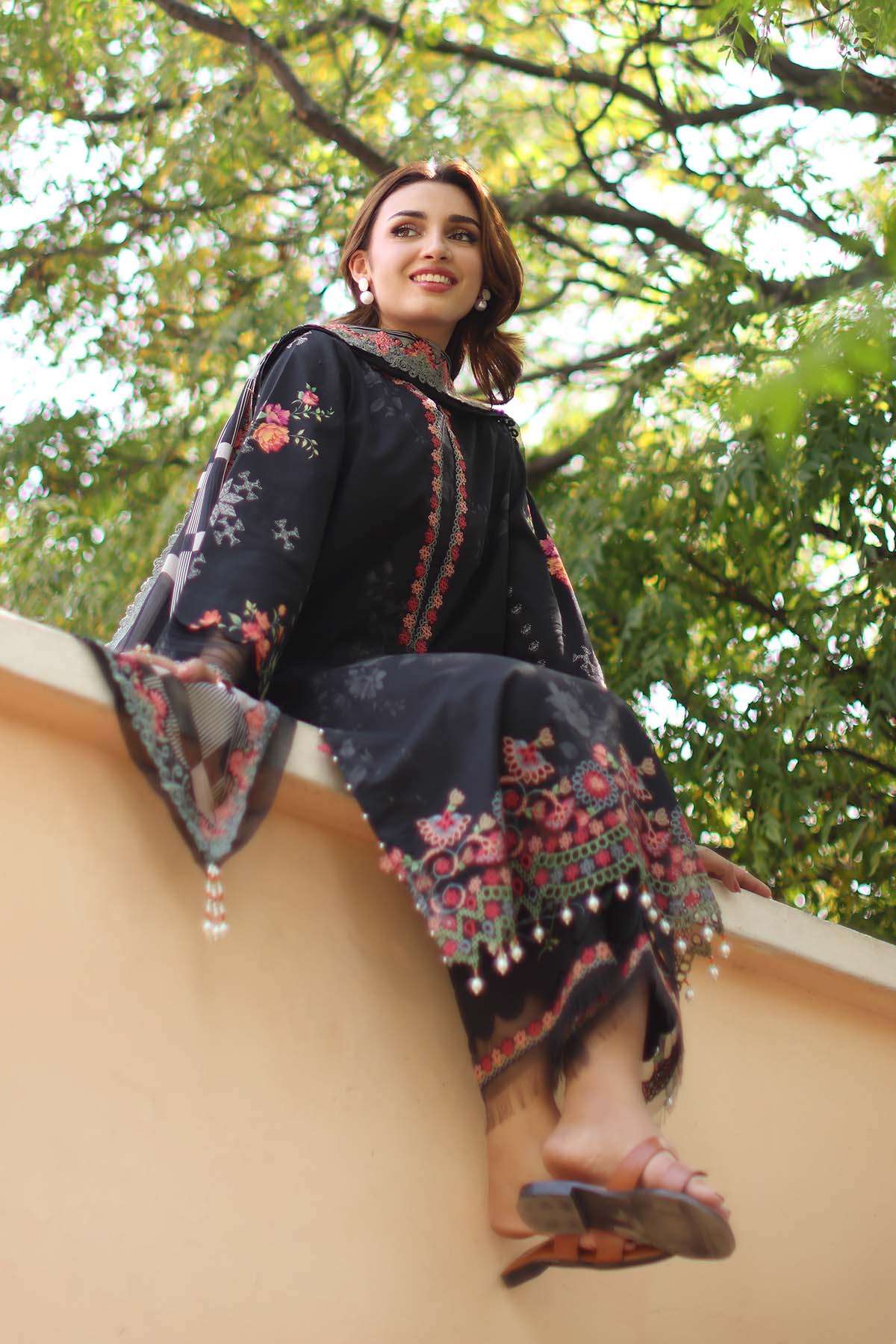 3-PC Unstitched Embroidered Lawn SLC27-08