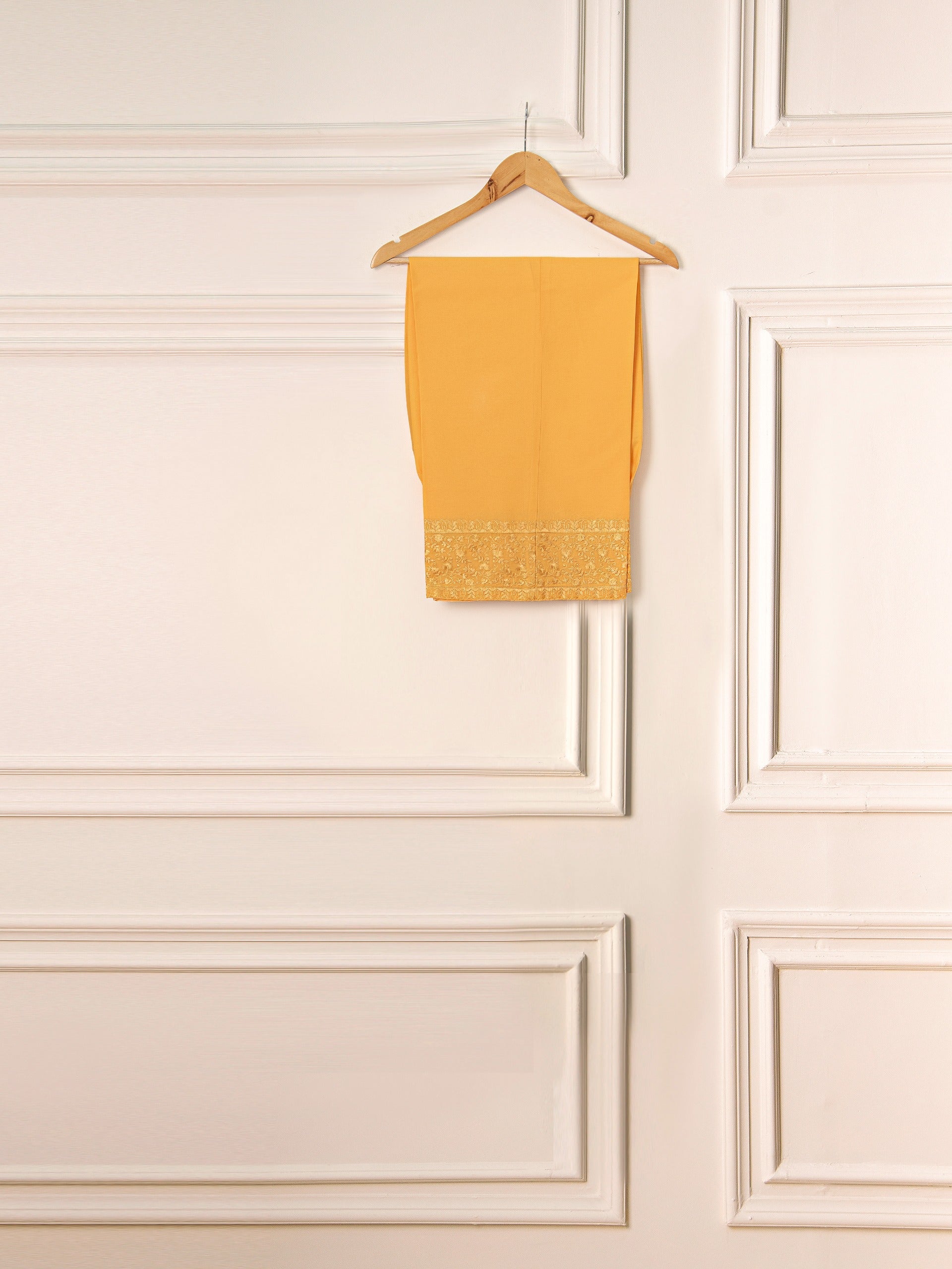 2 Piece - Embroidered Lawn Suit S111551