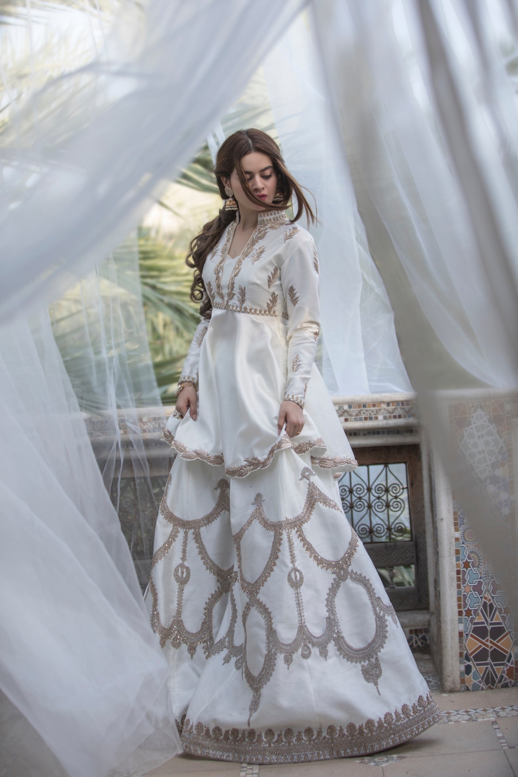 https://cdn.shopify.com/s/files/1/0516/3571/6292/products/AFSANA_5.jpg?v=1753386859
