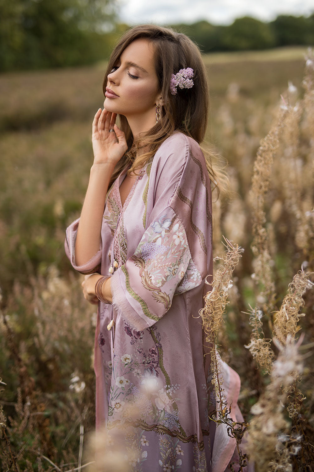 Design 09 Satin '25 Unstitched