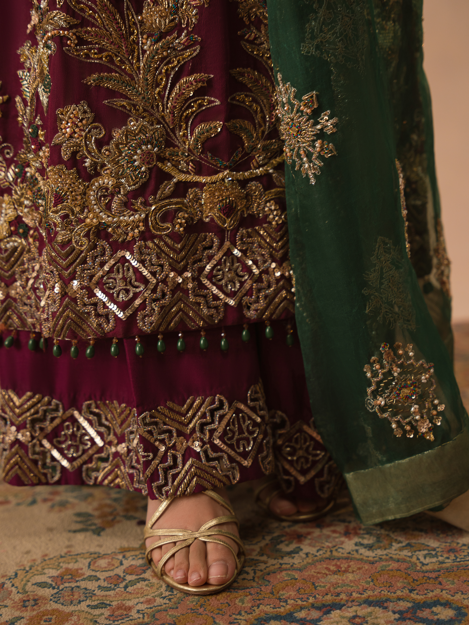 Abeera Usman – Burgundy Dusk Style