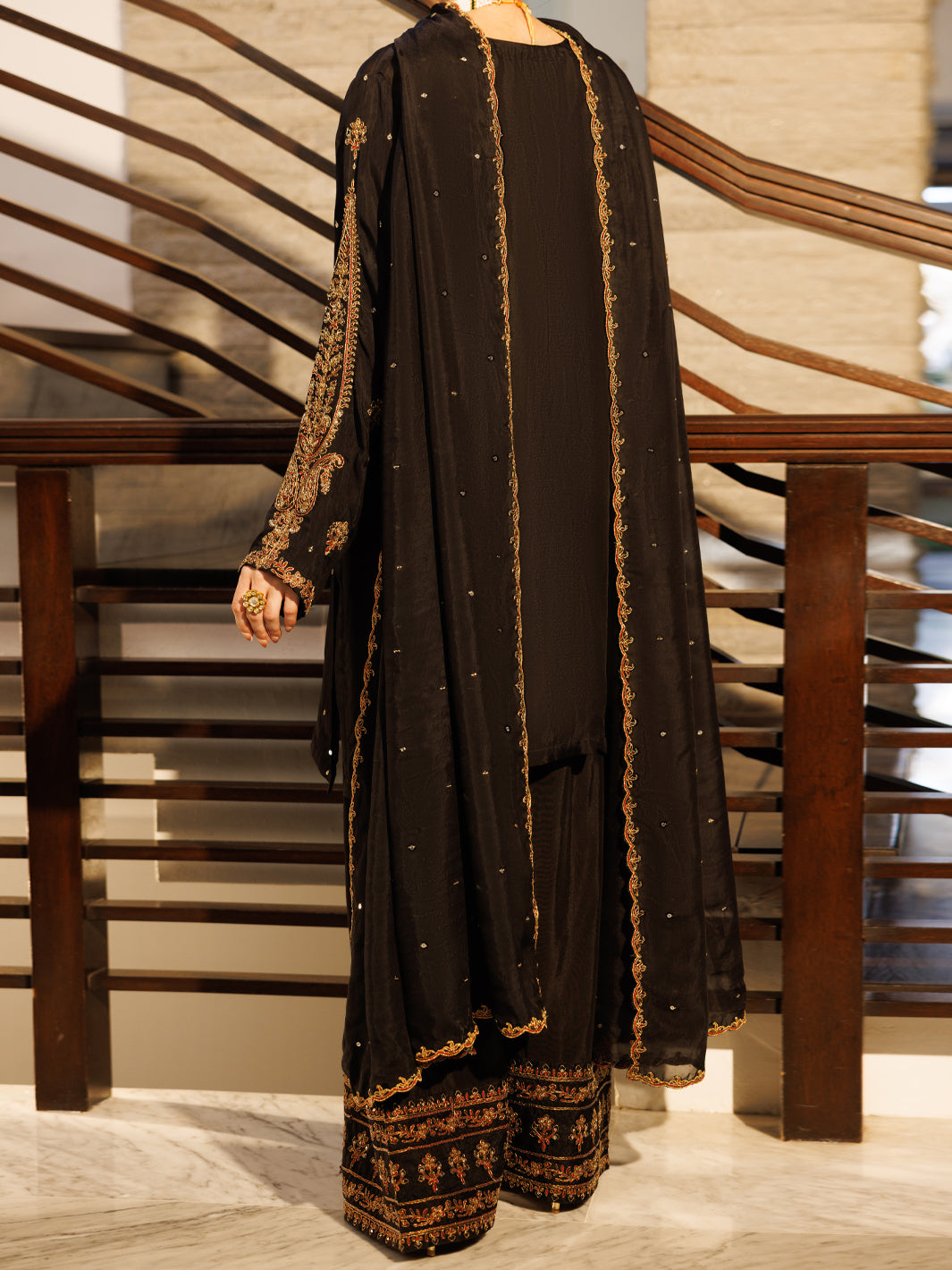 Black Amore Silk Formal Stitched 3Pc- AL-3PS-LS-621