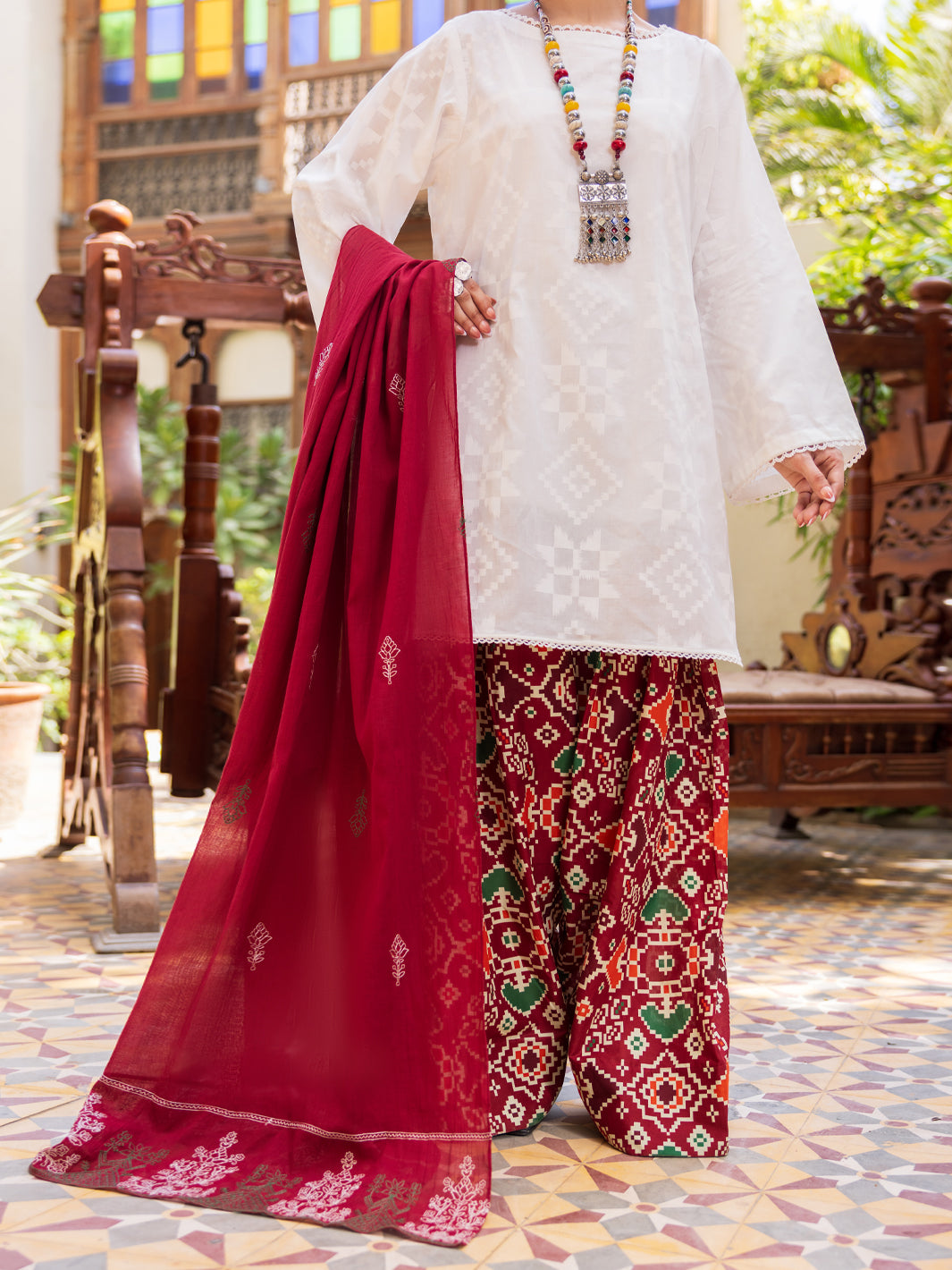 White Cambric 3Pc Stitched - ALP-3PS-2589