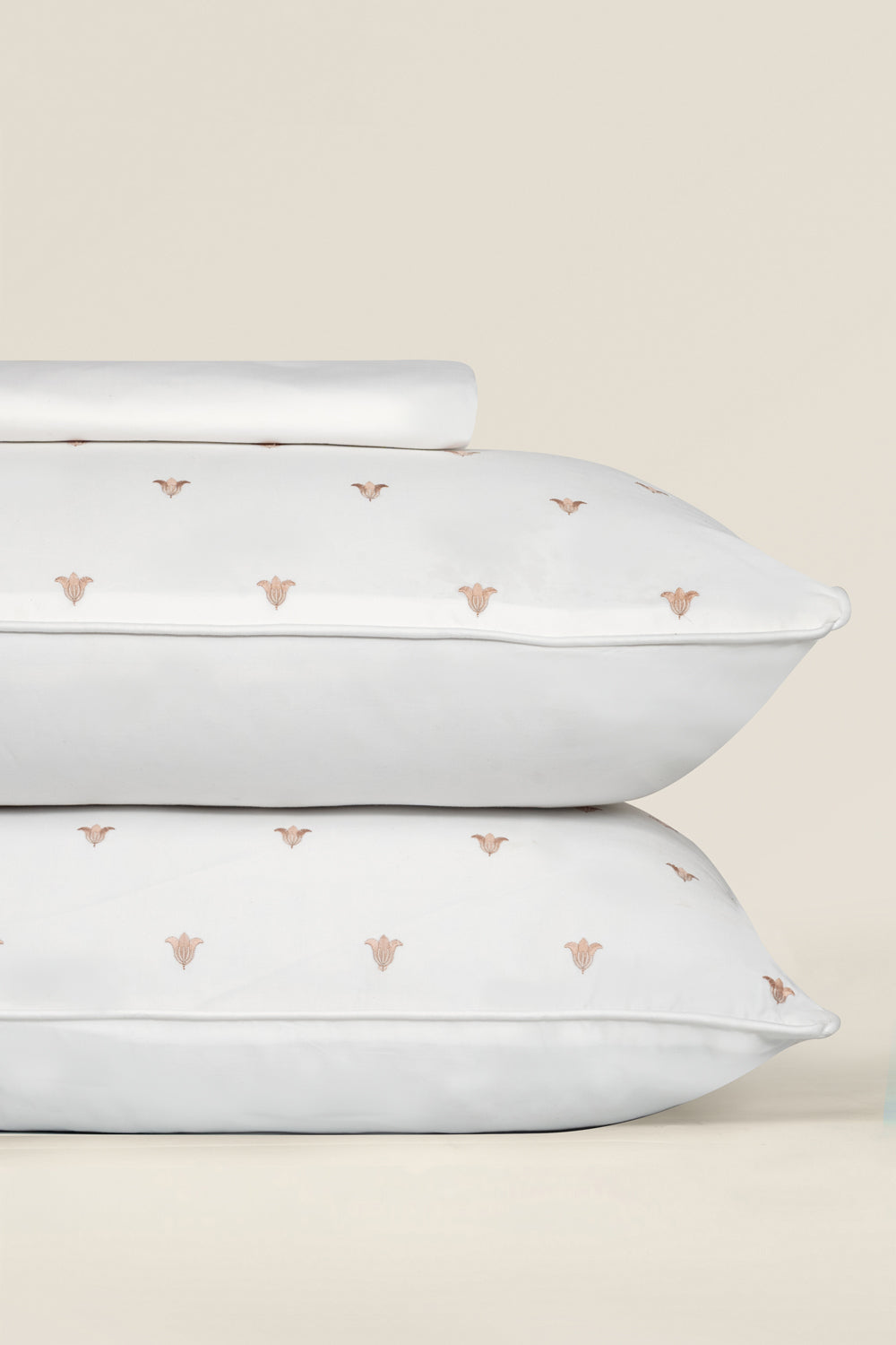 Afterglow T-400 Embroidered Bed Sheet Set