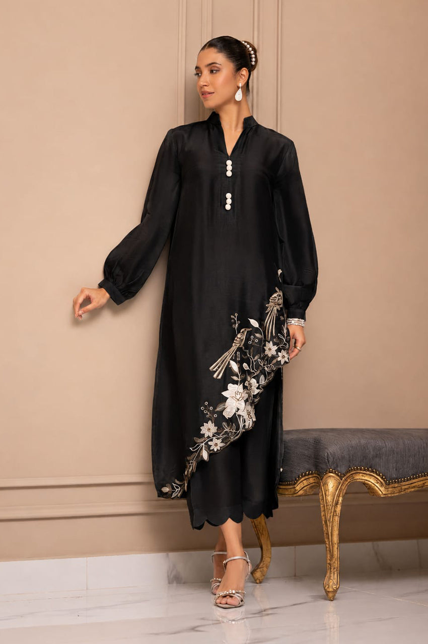 Allure Black