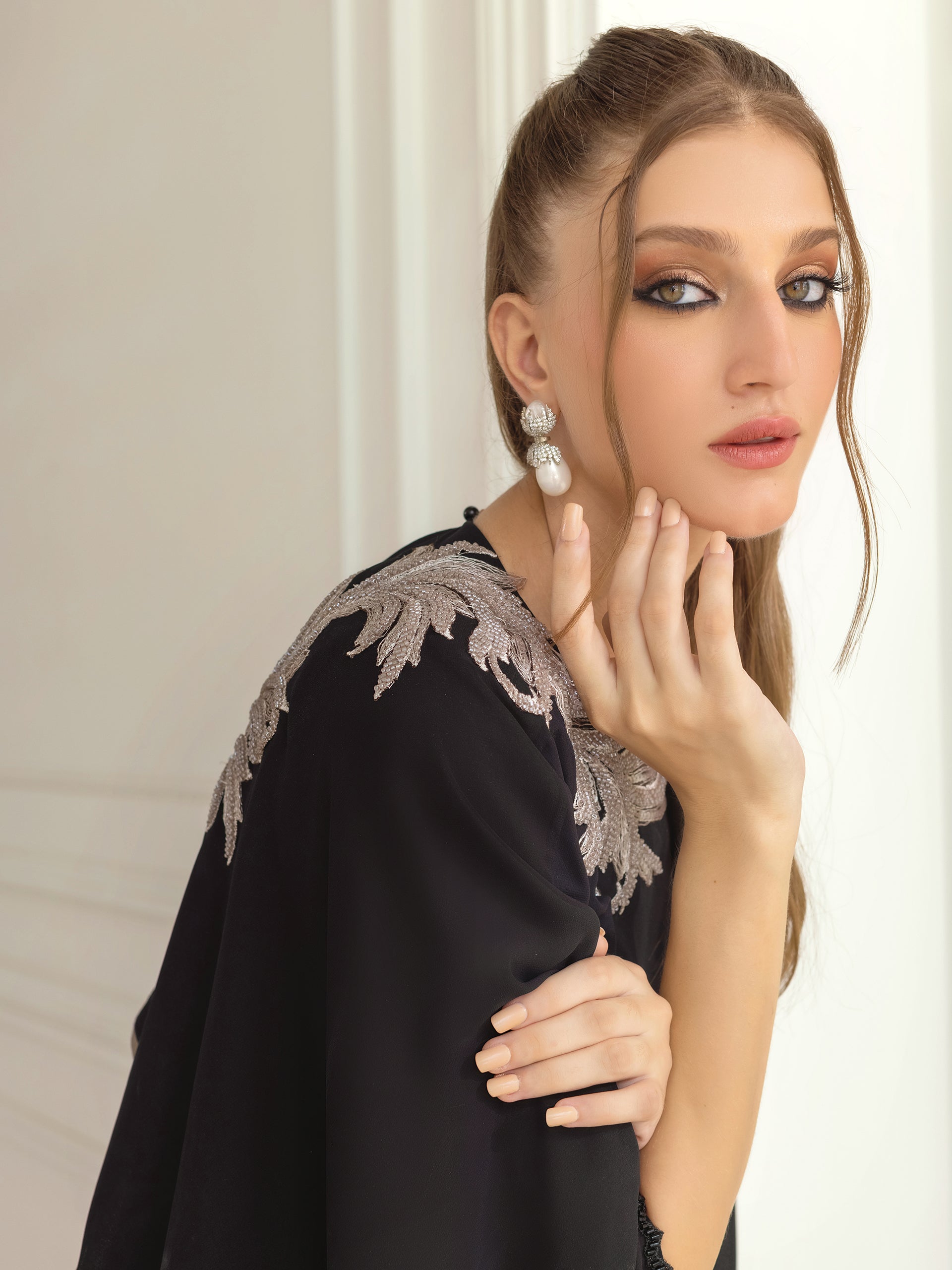 Alyha - Black & Taupe