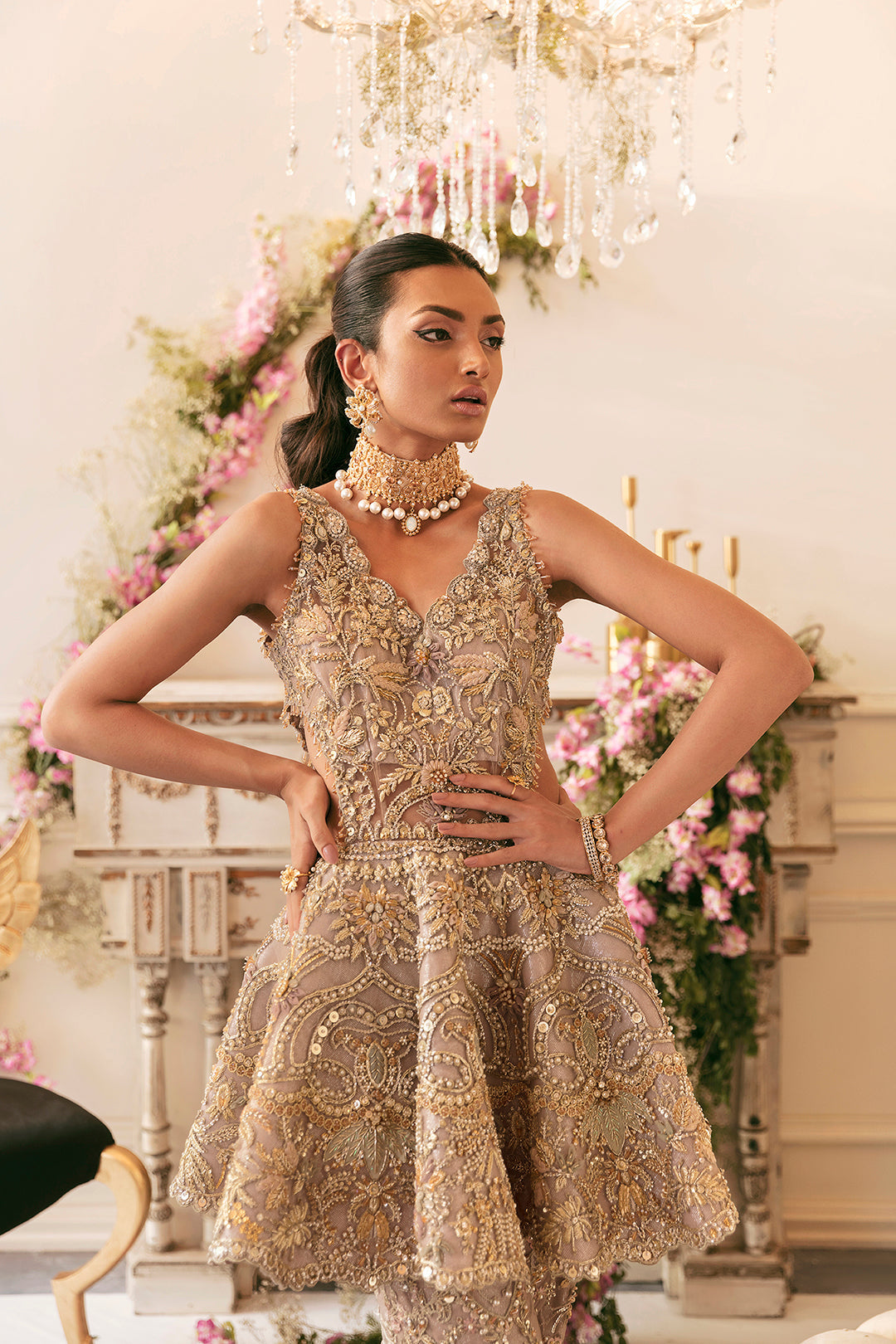 https://cdn.shopify.com/s/files/1/0523/4327/5696/products/Areen-2.jpg?v=1755961213